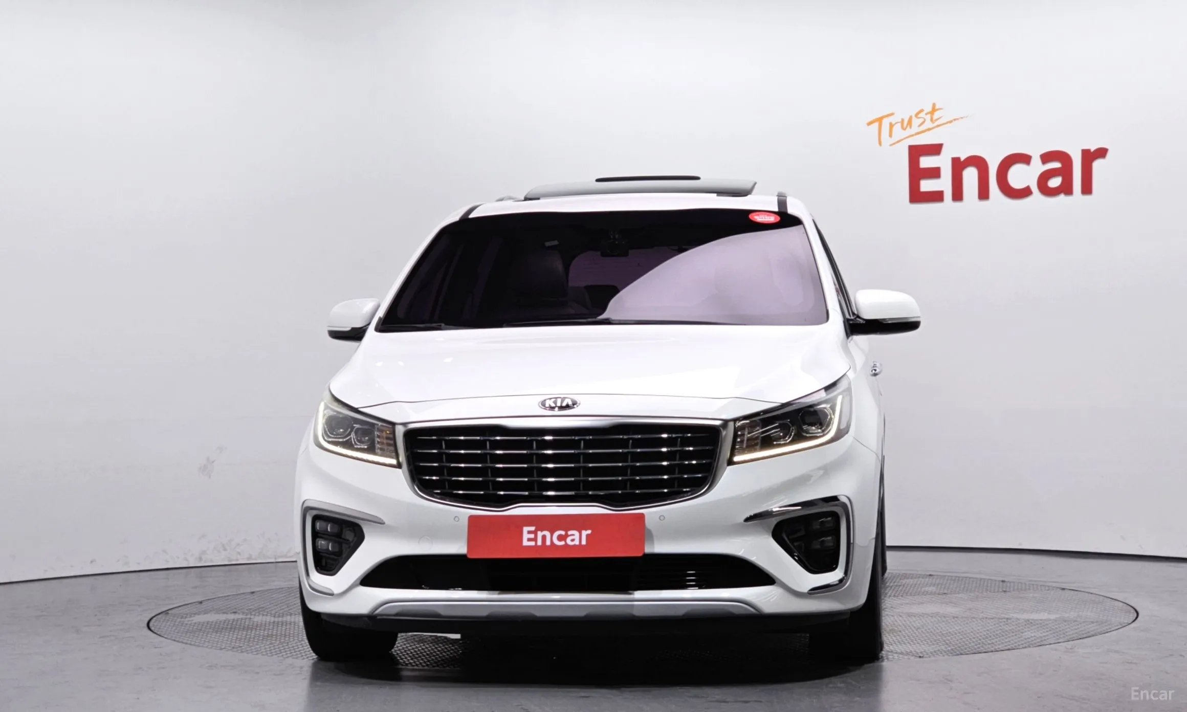 Kia Carnival превью 3