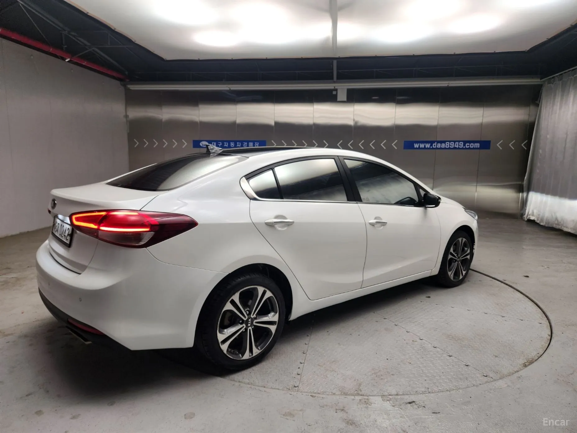 Kia K3 превью 3
