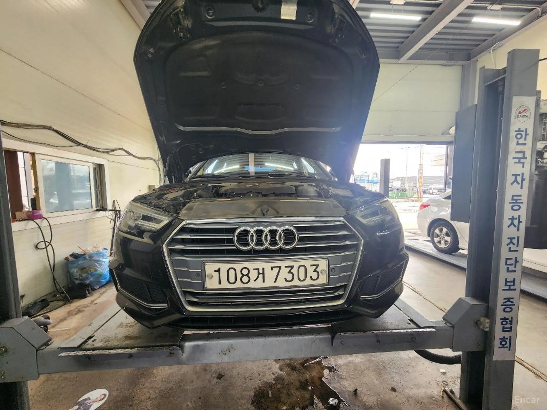Audi A4 (B9)