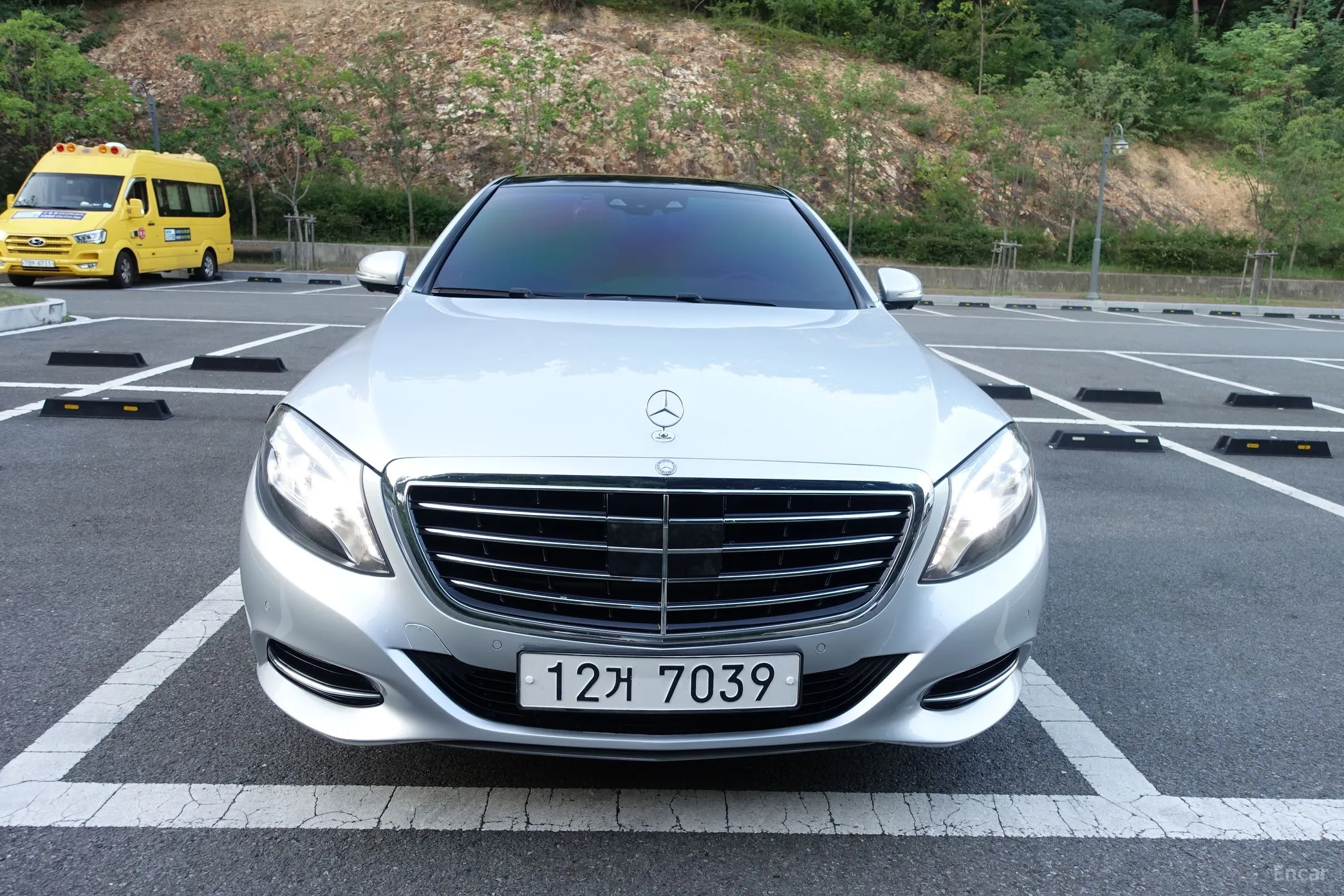 Mercedes Benz S-Class W222
