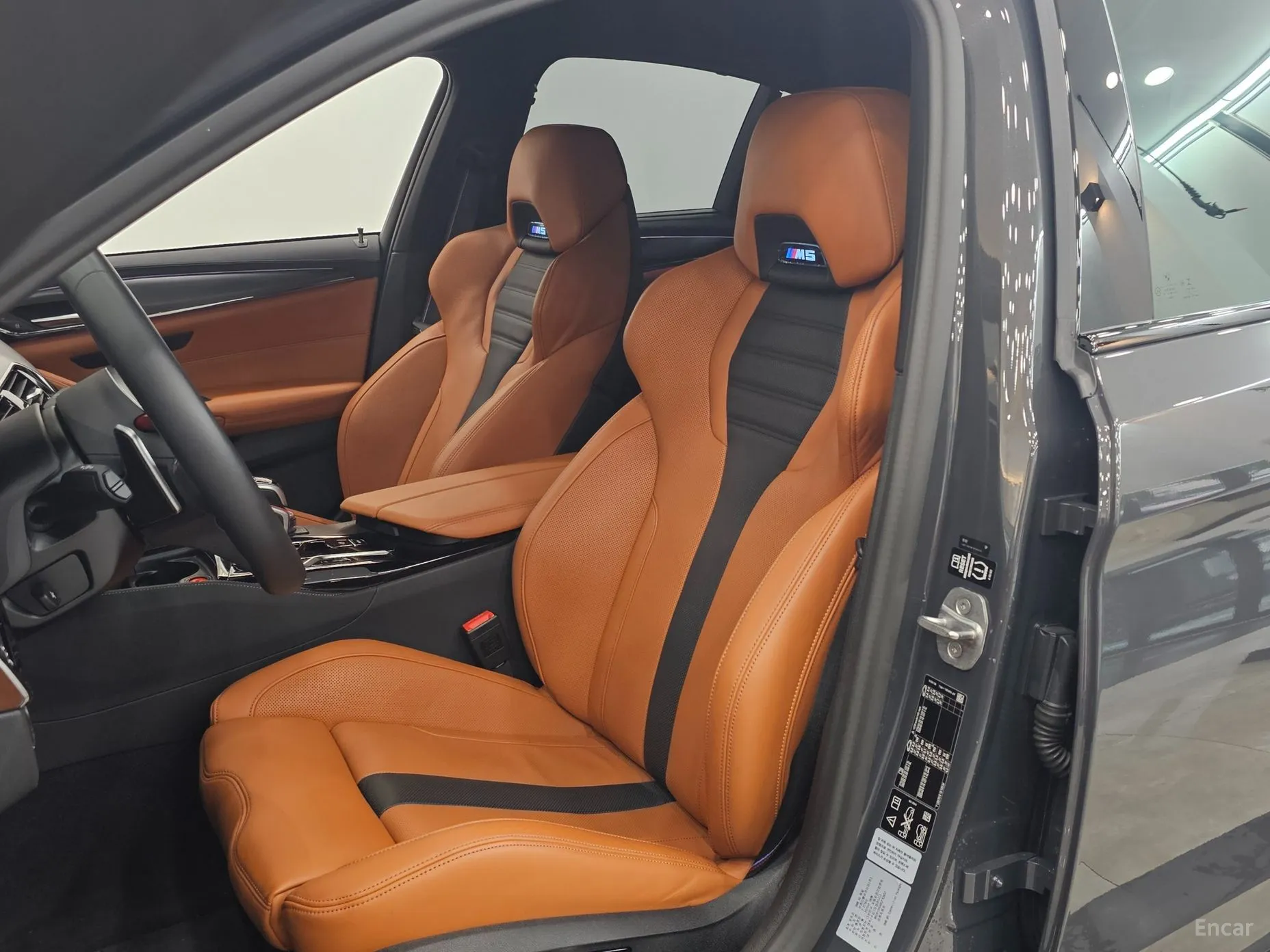 BMW M5 (F90) превью 4