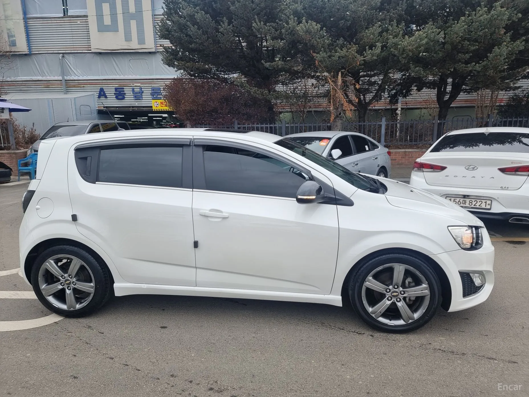 Chevrolet (GM Daewoo) Aveo Hatchback превью 2