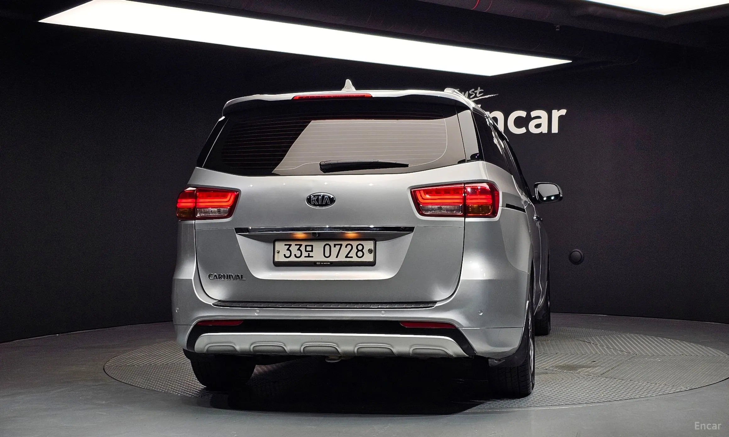Kia Carnival превью 3