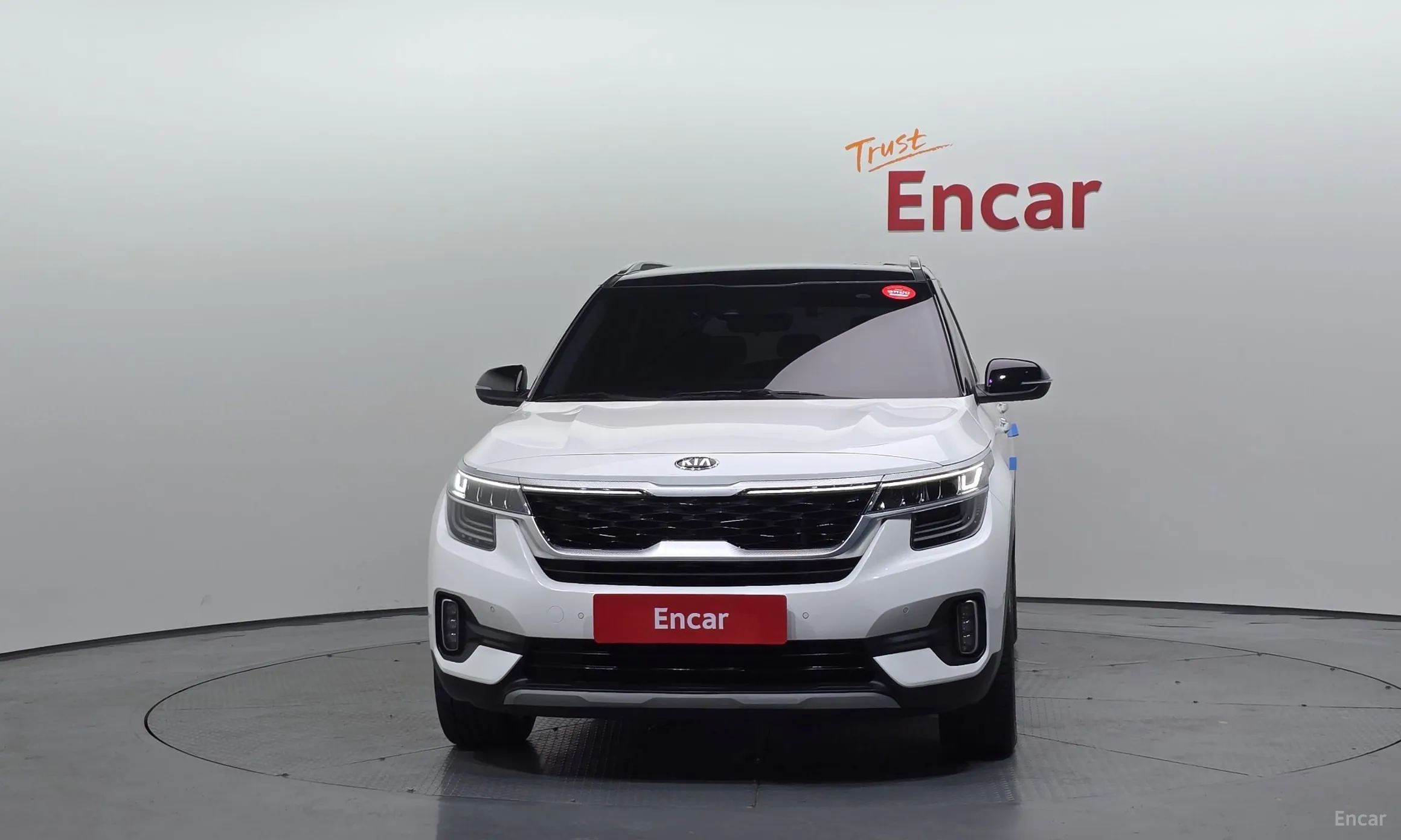 Kia Seltos превью 2