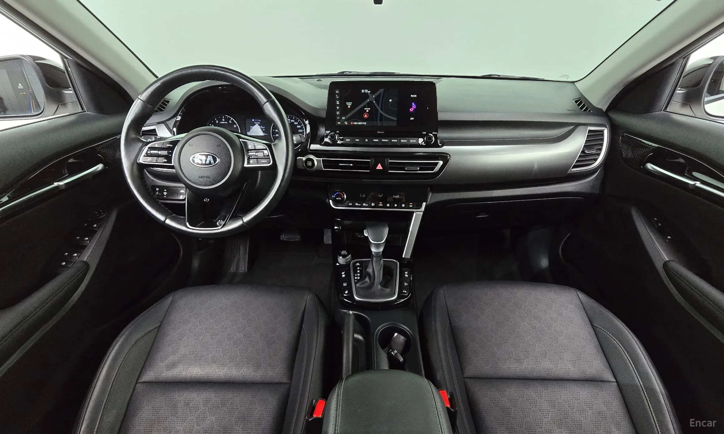 Kia Seltos превью 4