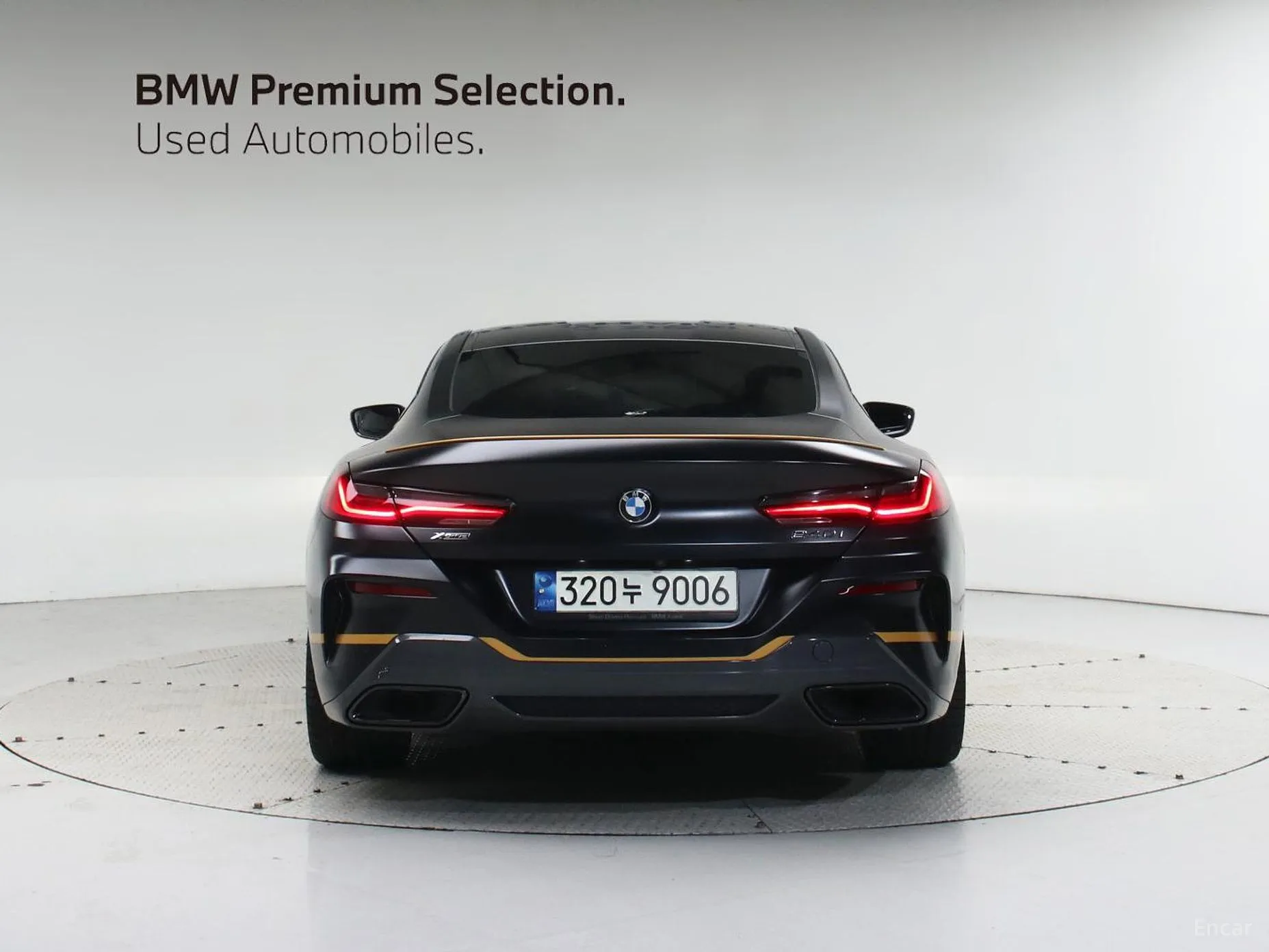 BMW 8-series (G15) превью 3