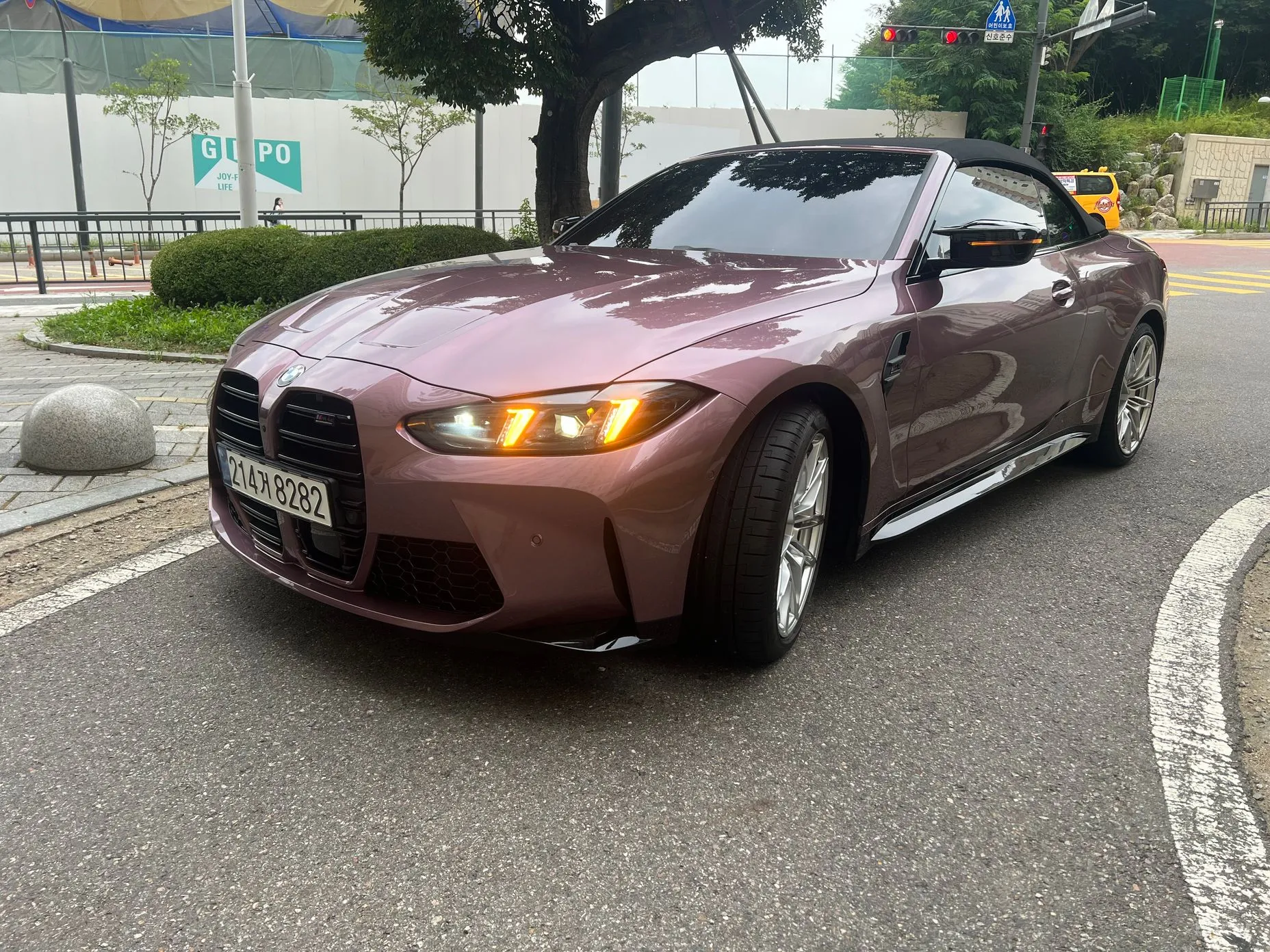 BMW M4 (G82)