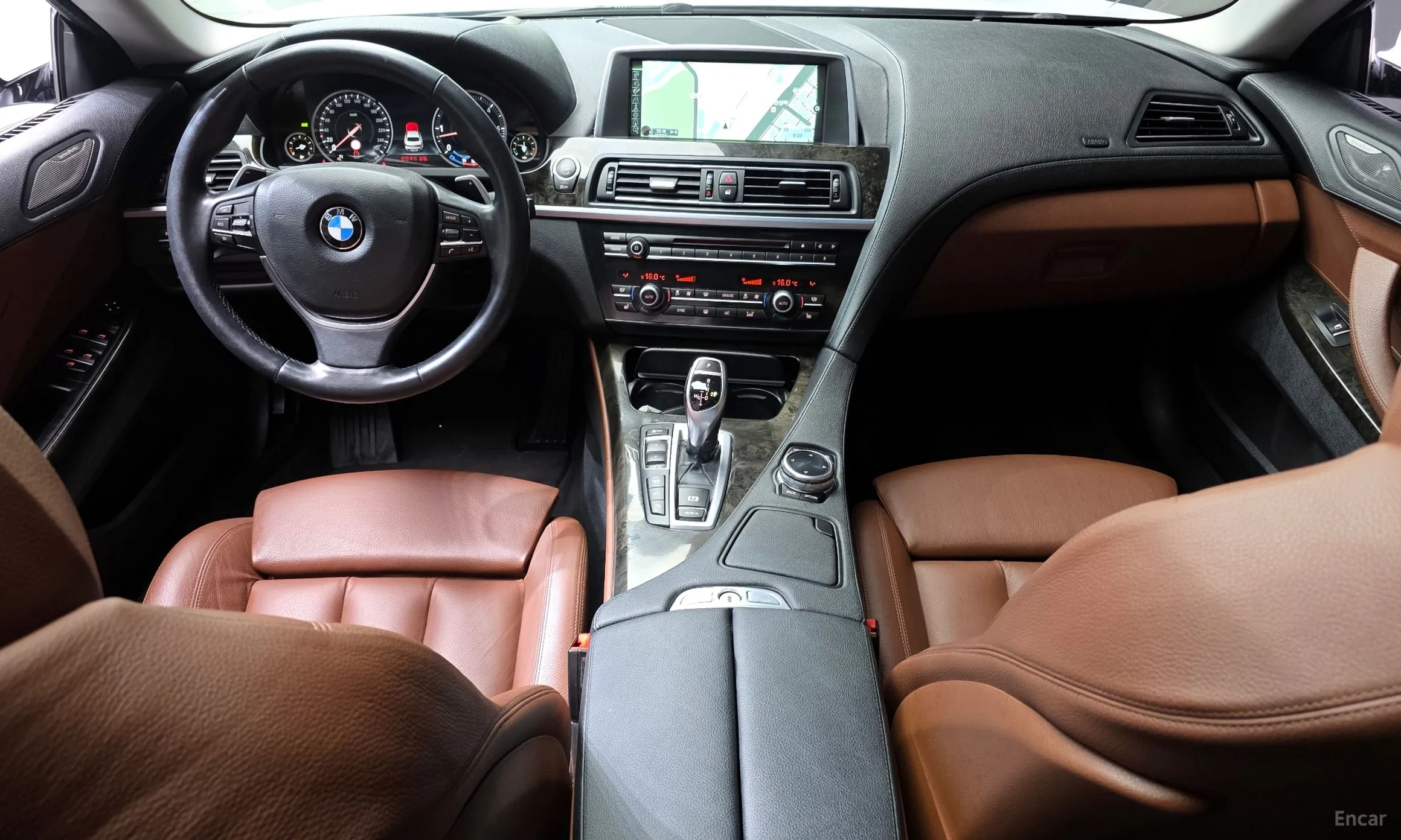 BMW 6 Series (F12) превью 4