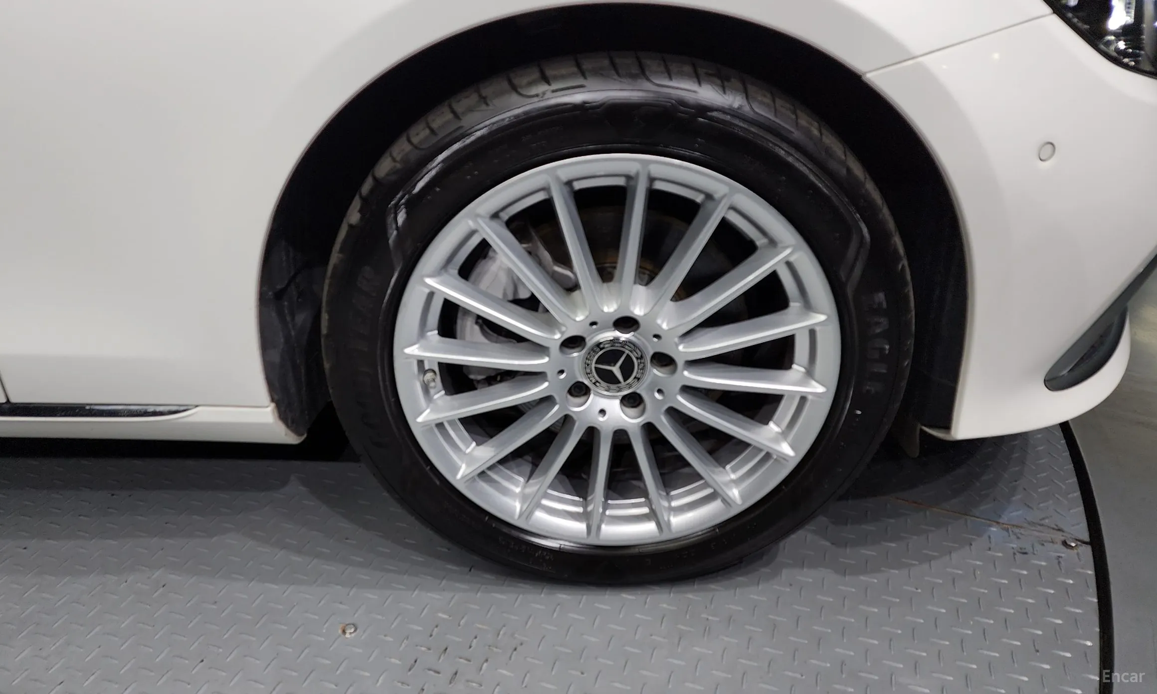 Mercedes Benz E-Class W213 превью 5