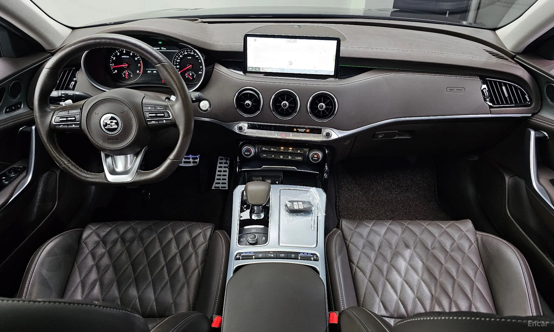 Kia Stinger Master превью 4