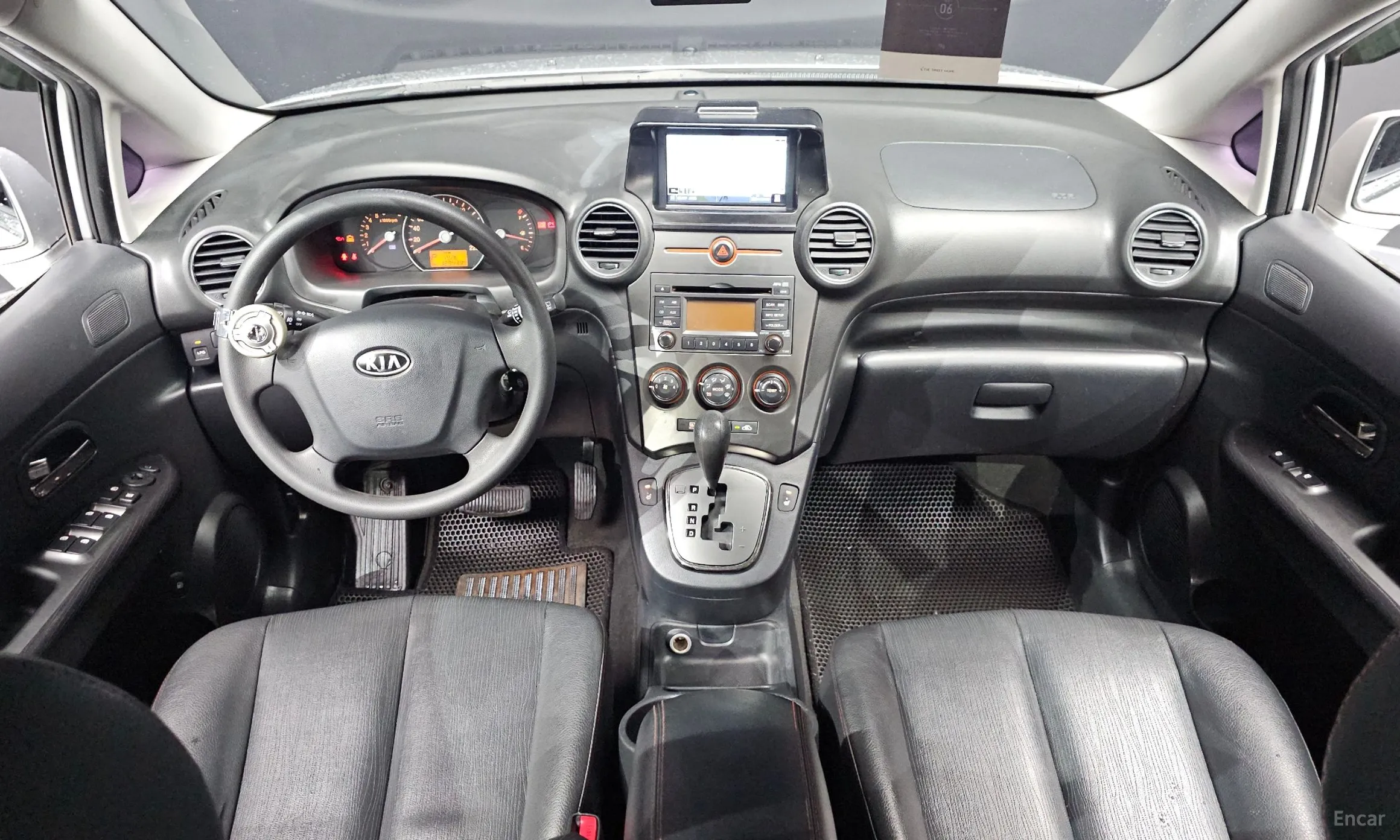 Kia Carens превью 4