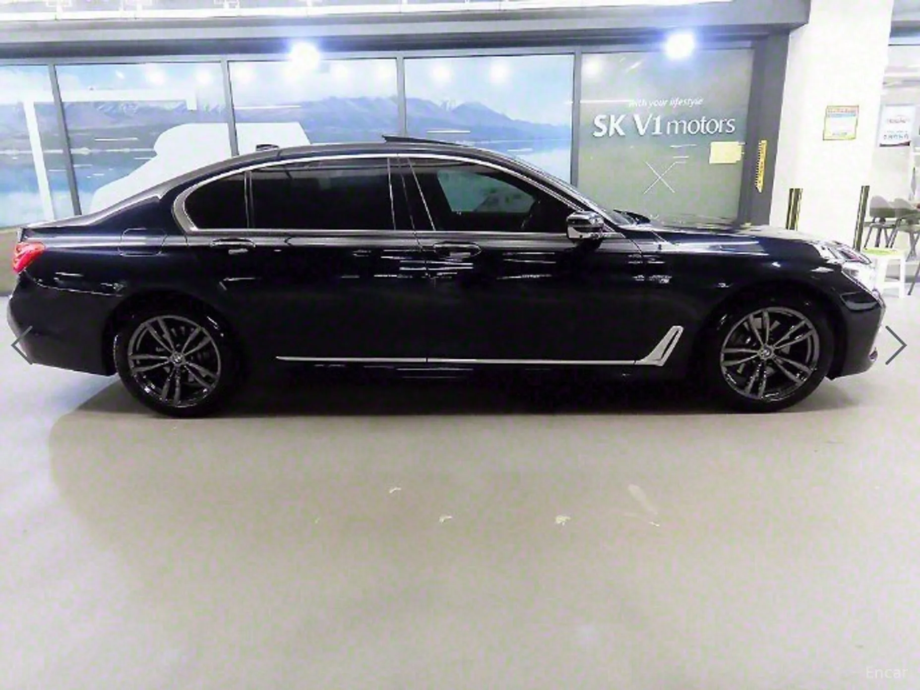 BMW 7 Series (G11) превью 2