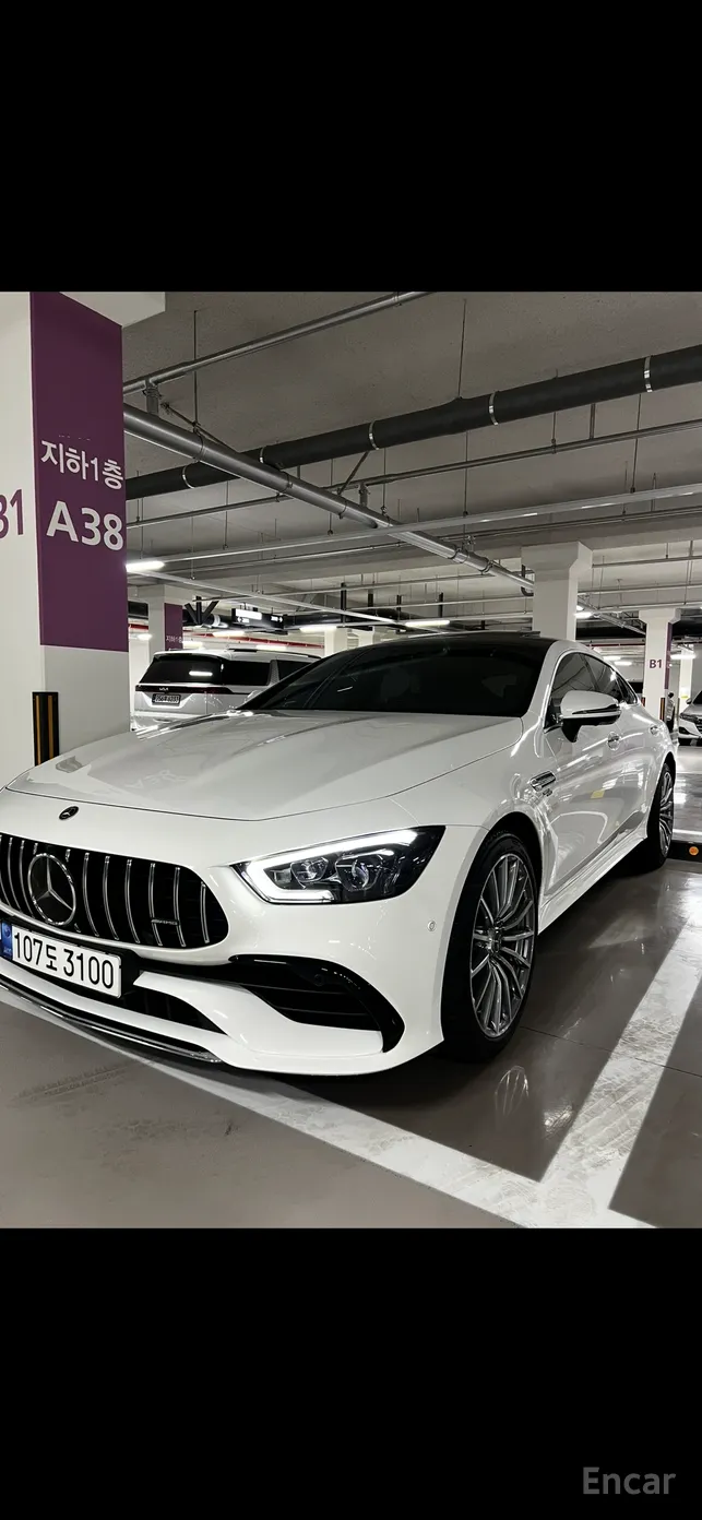 Mercedes Benz AMG GT