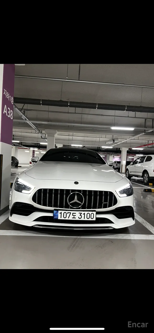Mercedes Benz AMG GT