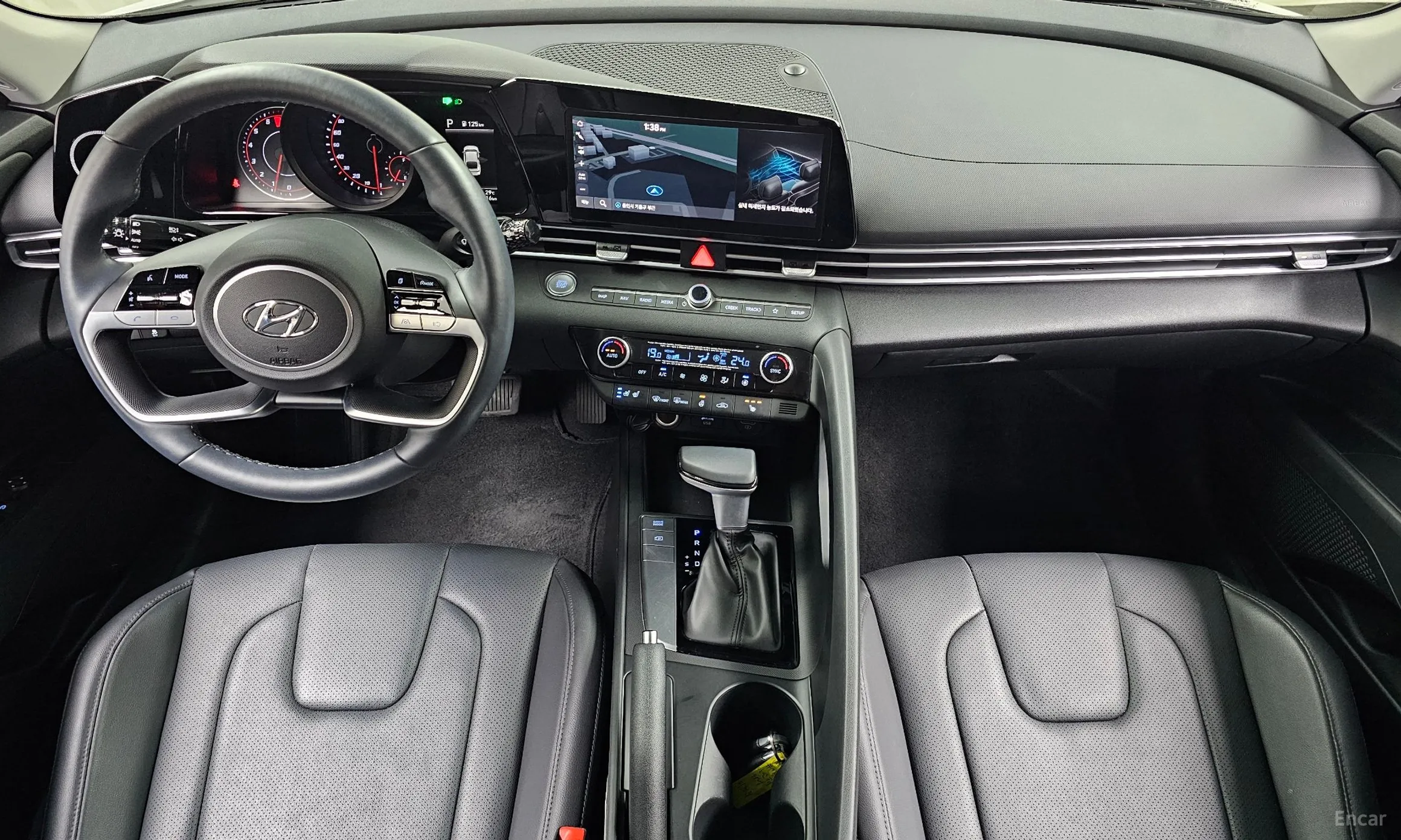 Hyundai Avante (CN7) превью 4
