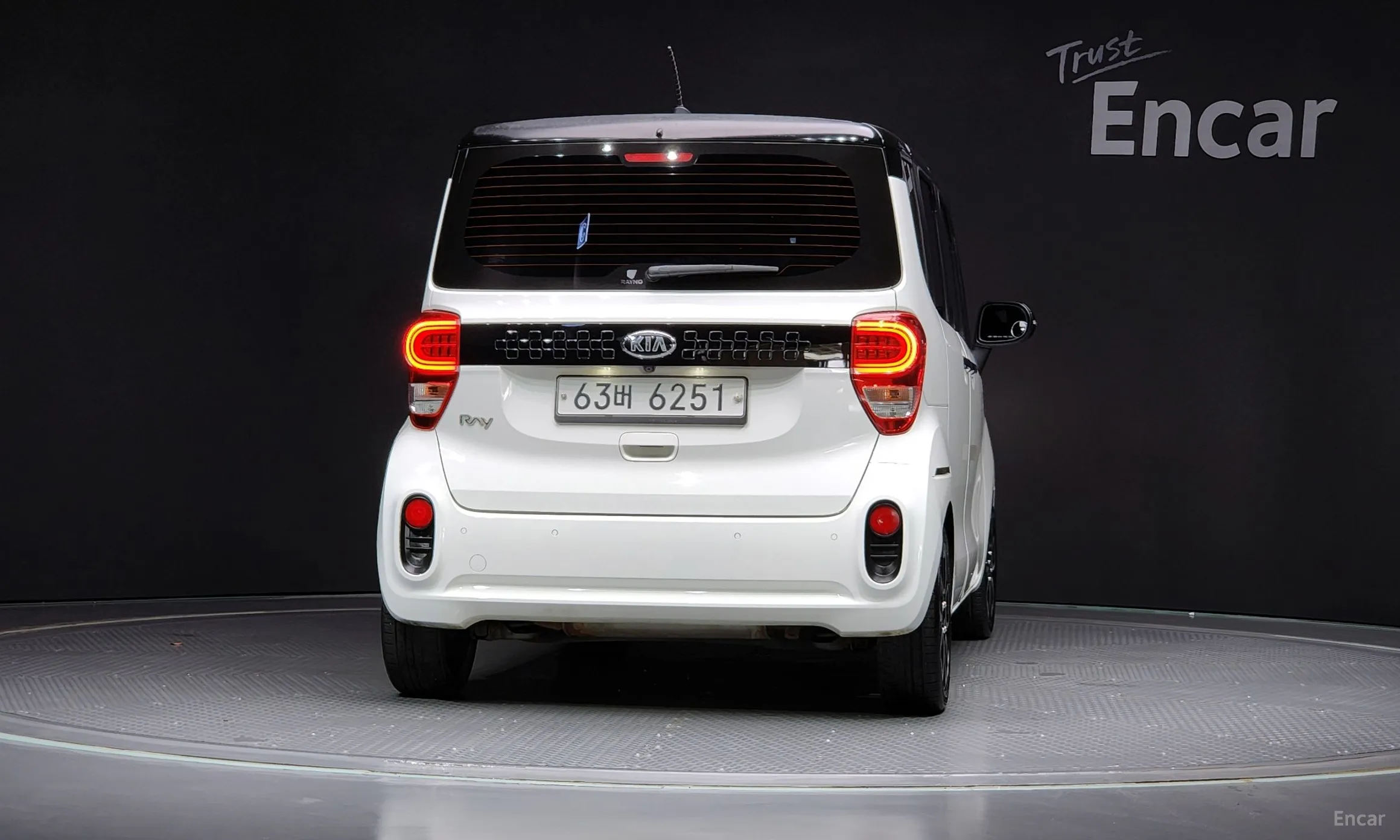 Kia Ray превью 3
