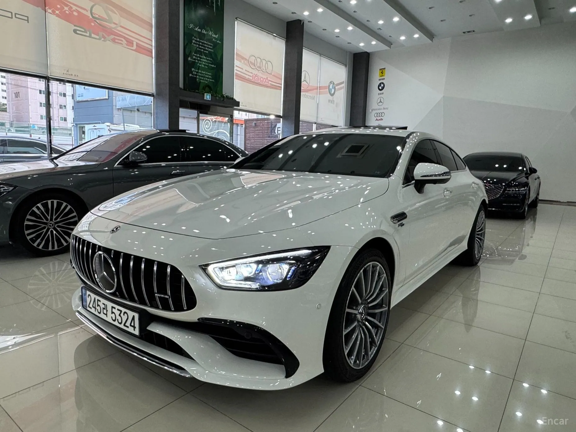 Mercedes Benz AMG GT