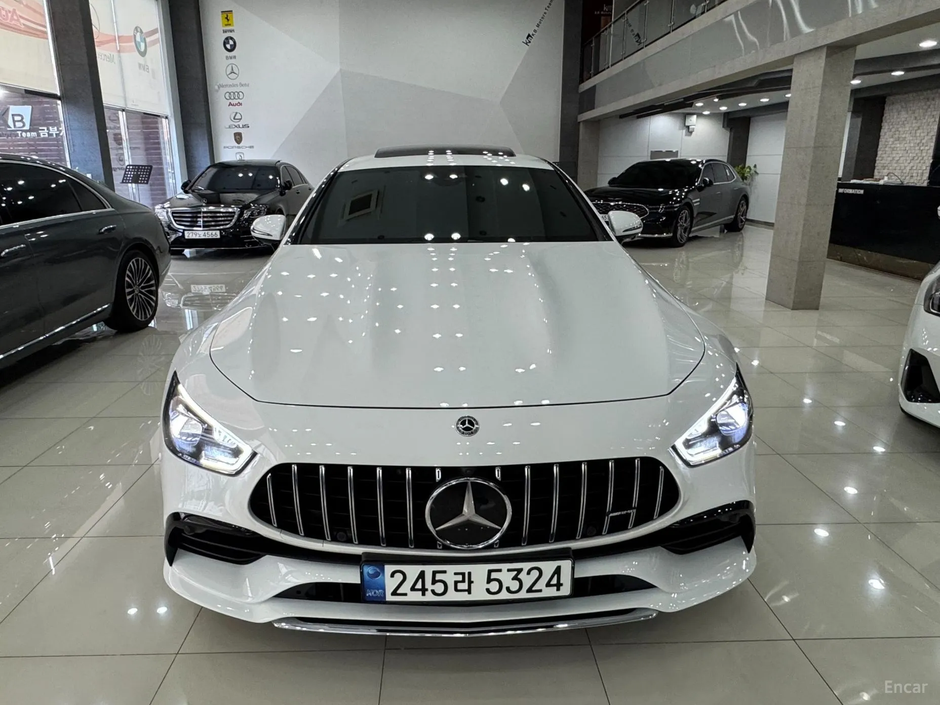 Mercedes Benz AMG GT