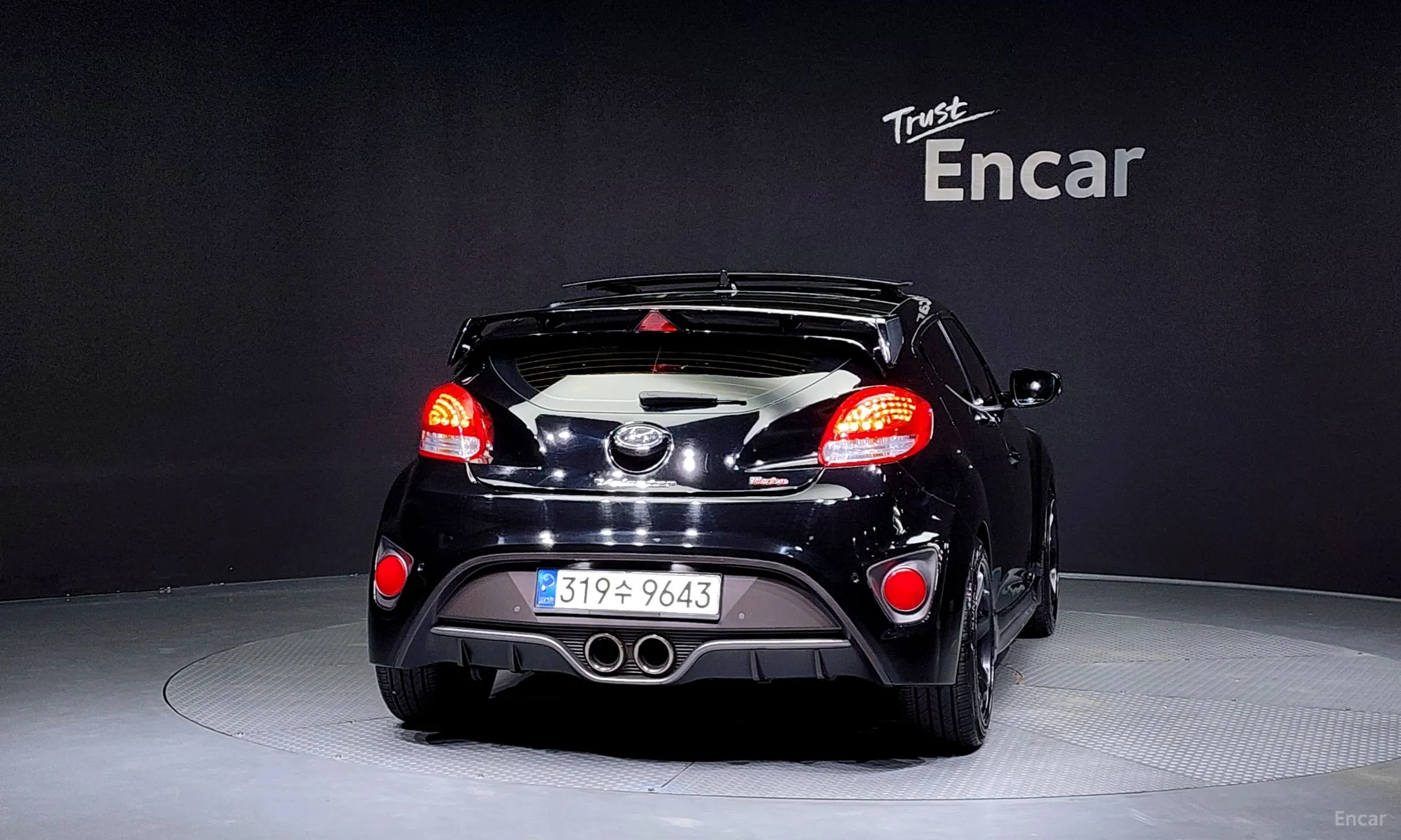Hyundai Veloster превью 3
