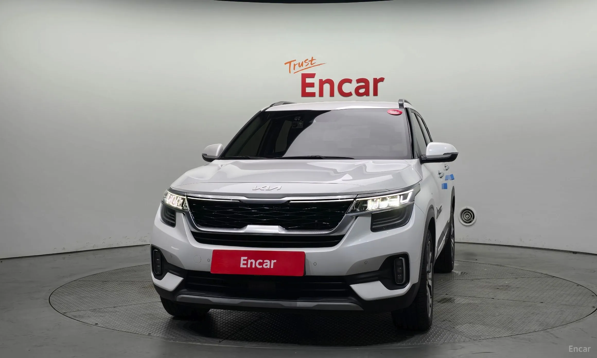 Kia Seltos превью 2