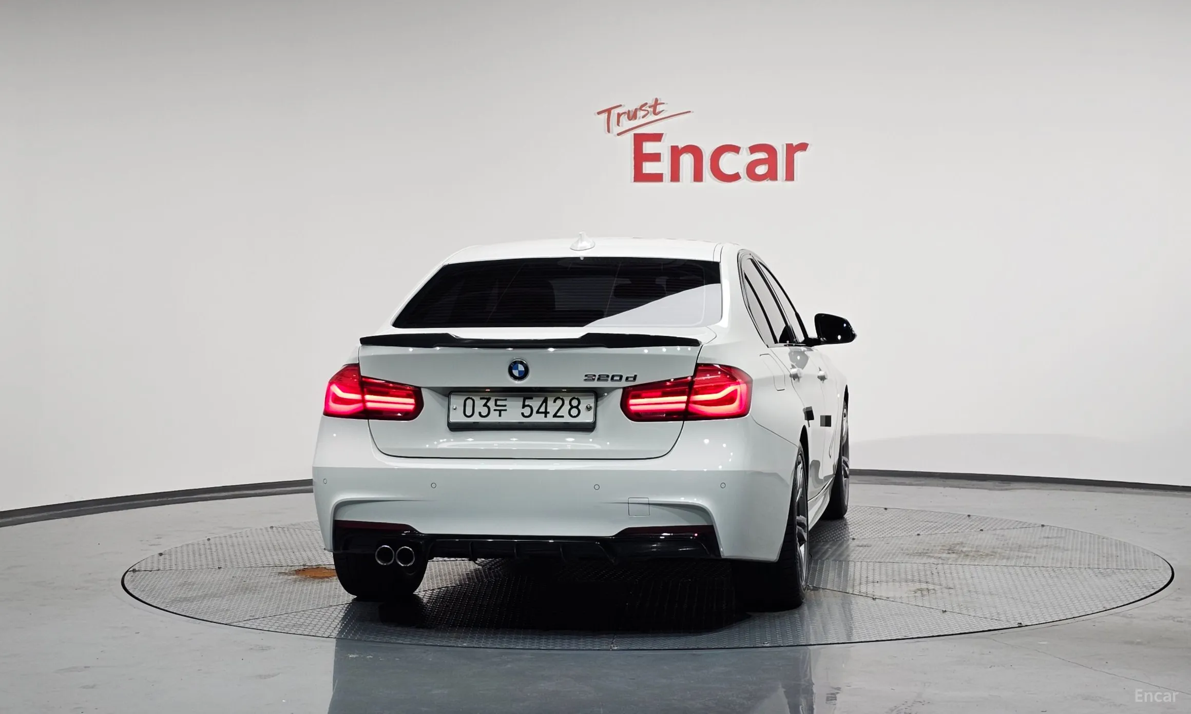 BMW 3 Series (F30) превью 3
