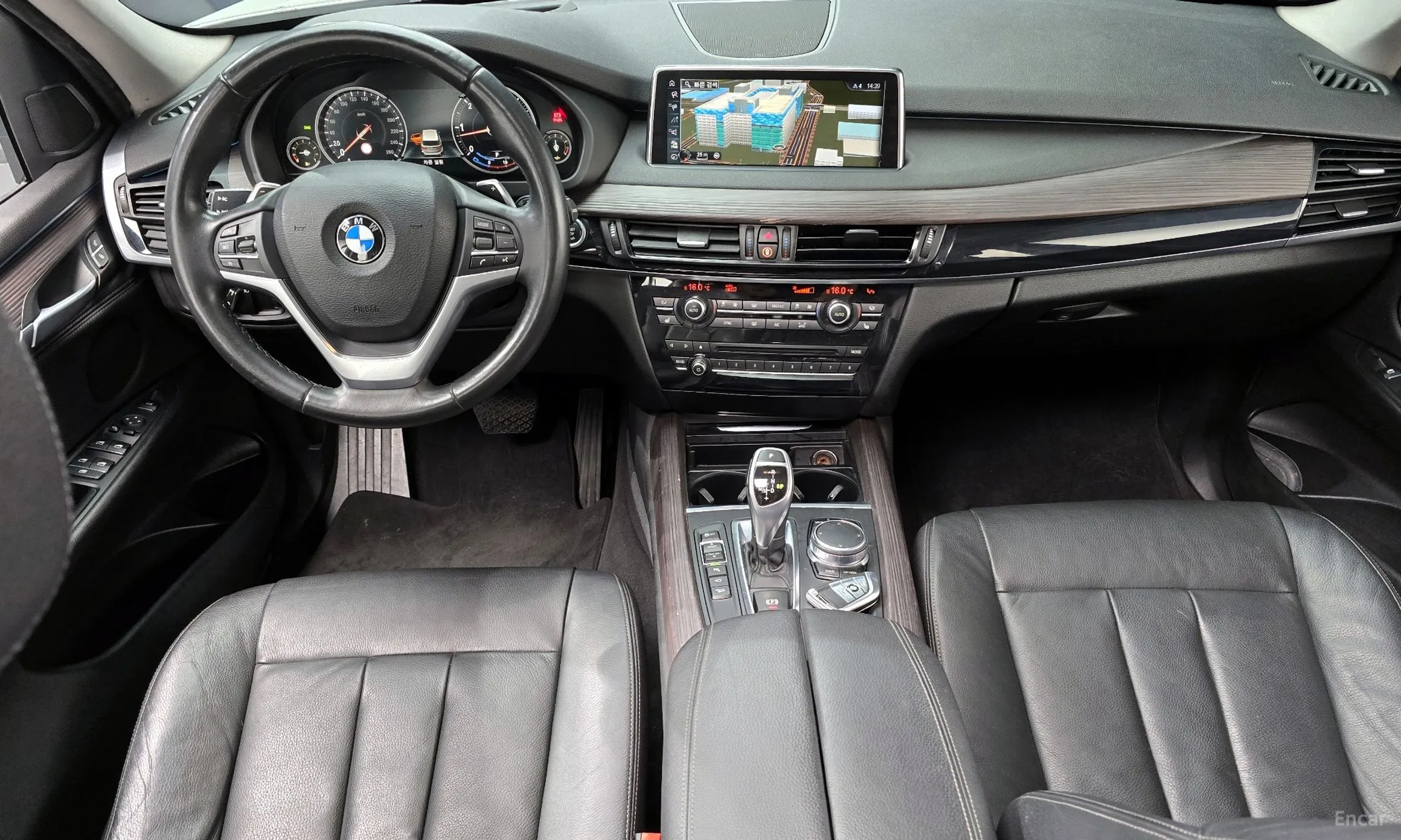 BMW X5 (F15) превью 4
