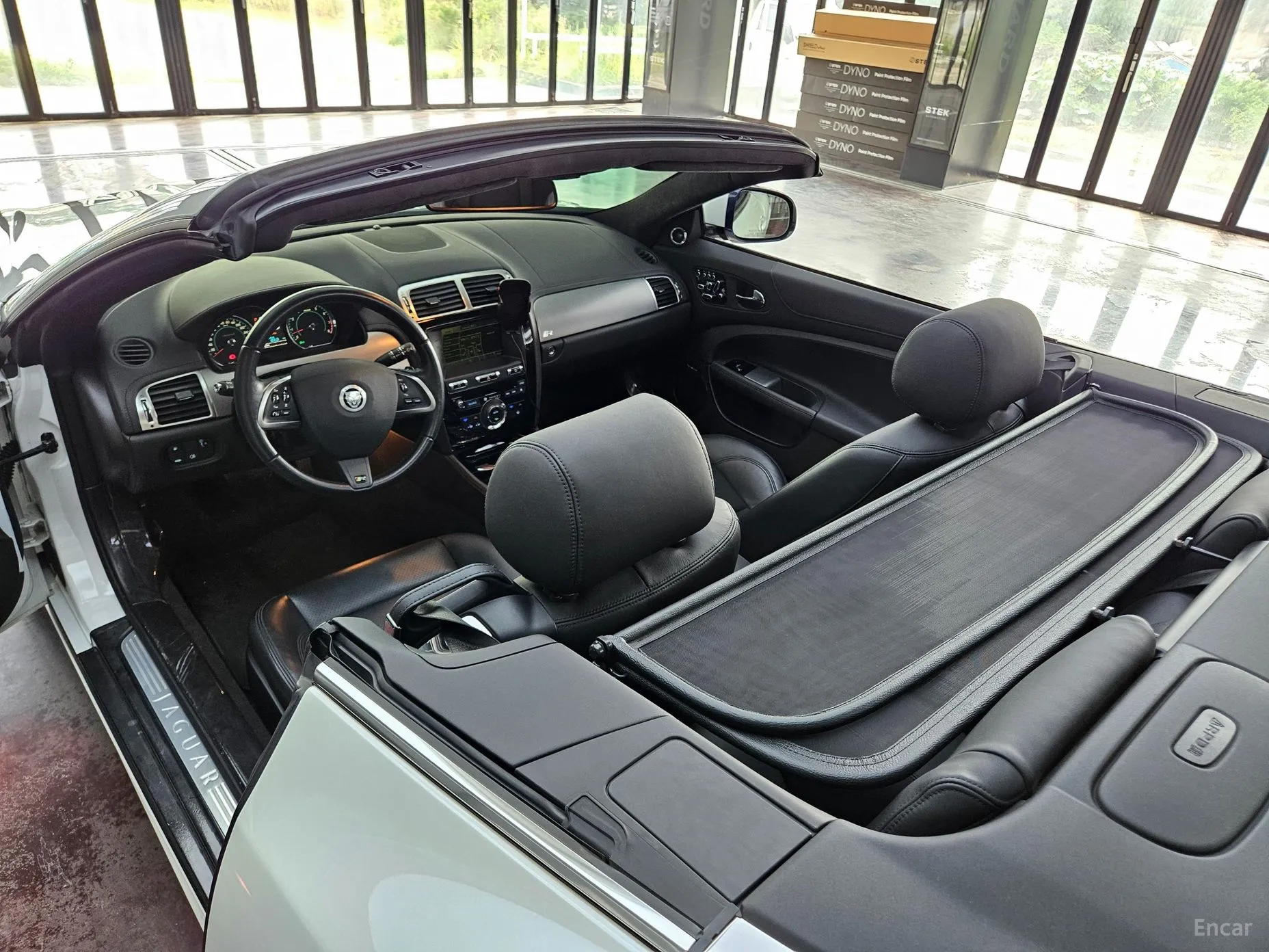 Jaguar XKR превью 13