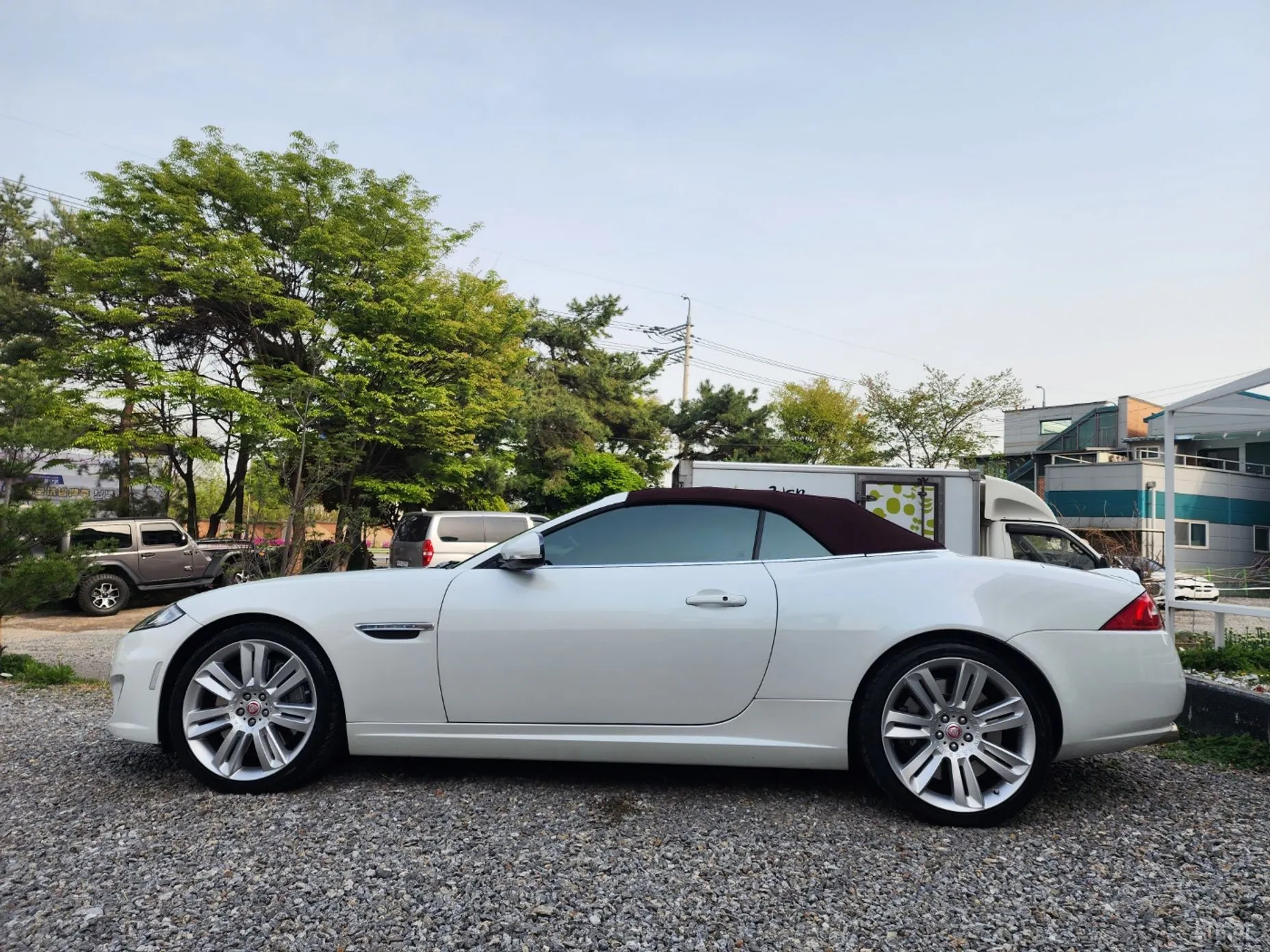 Jaguar XKR