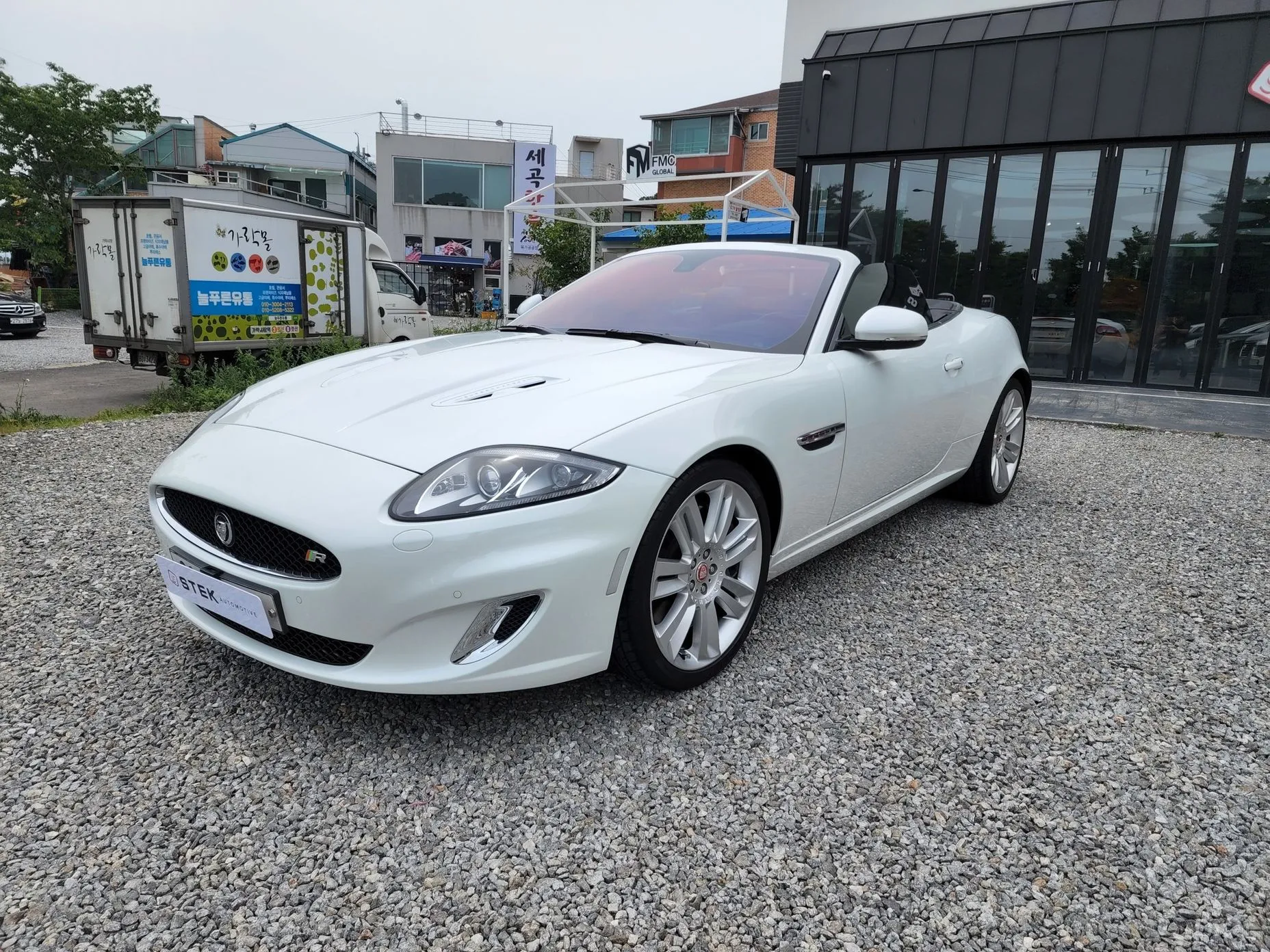 Jaguar XKR превью 5