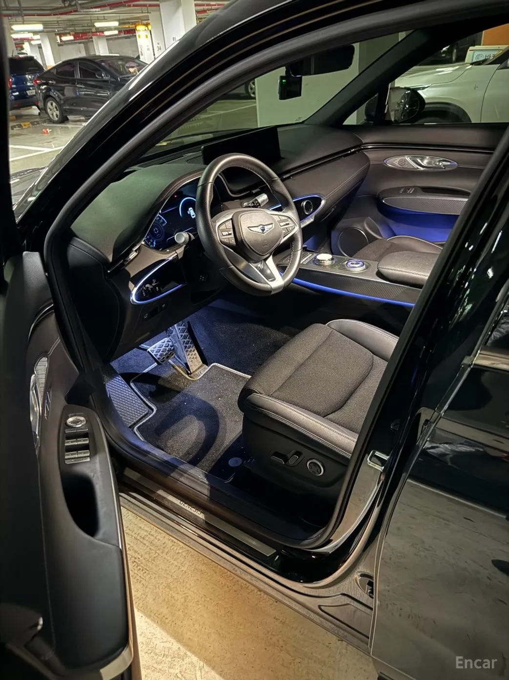 Genesis GV70 превью 5