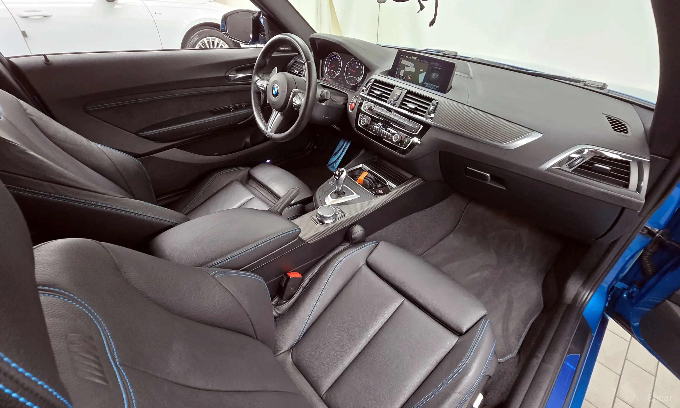 BMW M2 (F87) превью 4