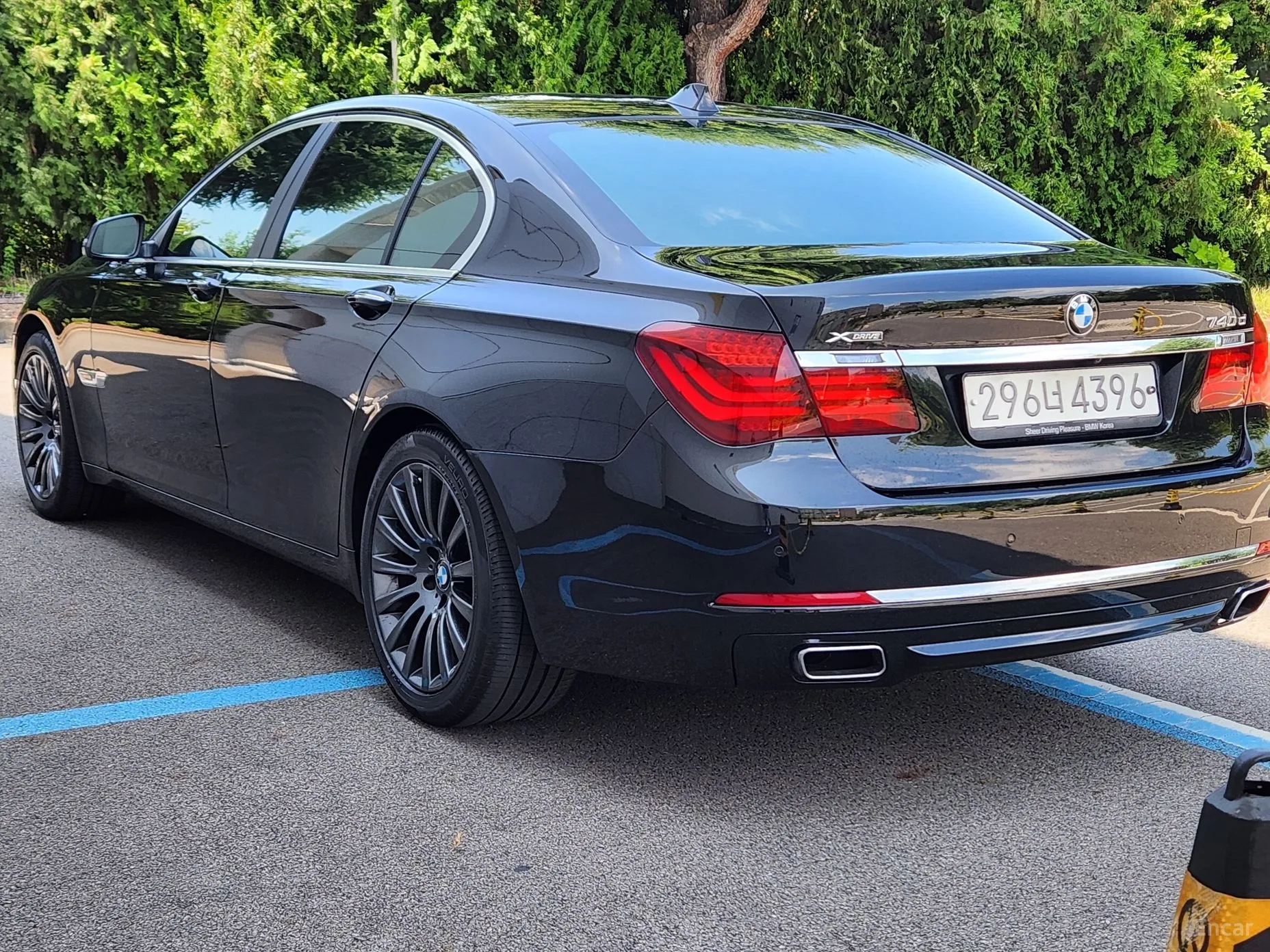 BMW 7 Series (F01) превью 3