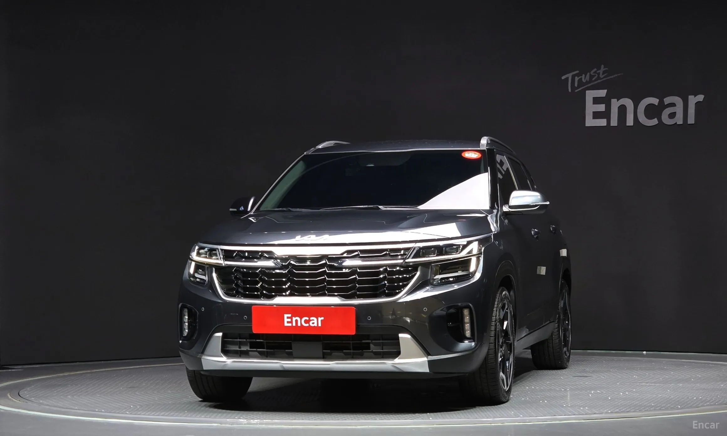 Kia Seltos превью 2