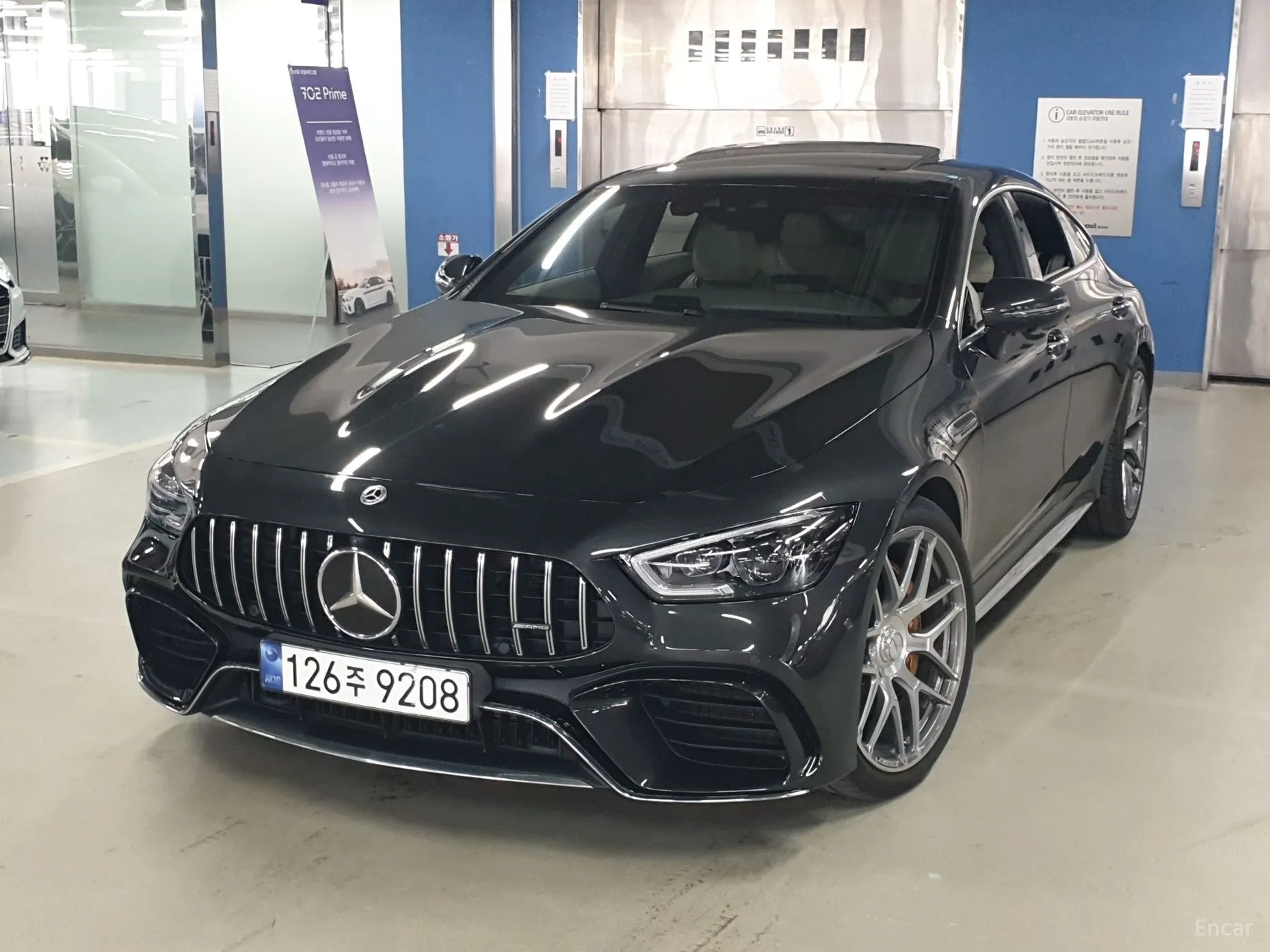 Mercedes Benz AMG GT