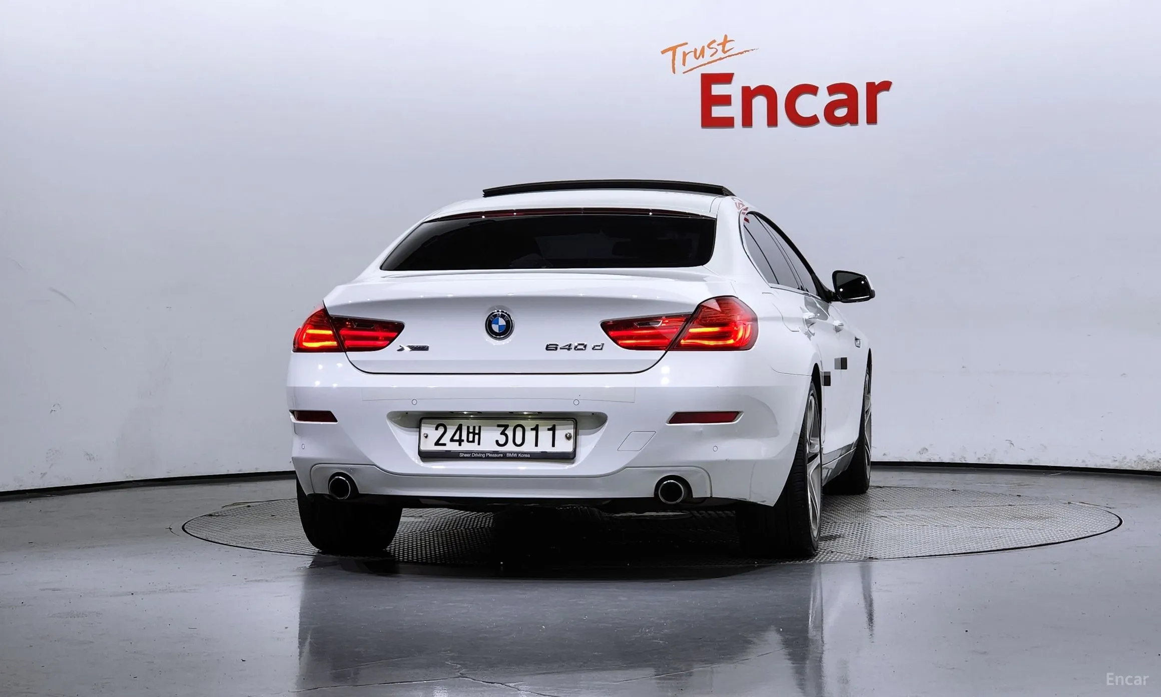 BMW 6 Series (F12) превью 3