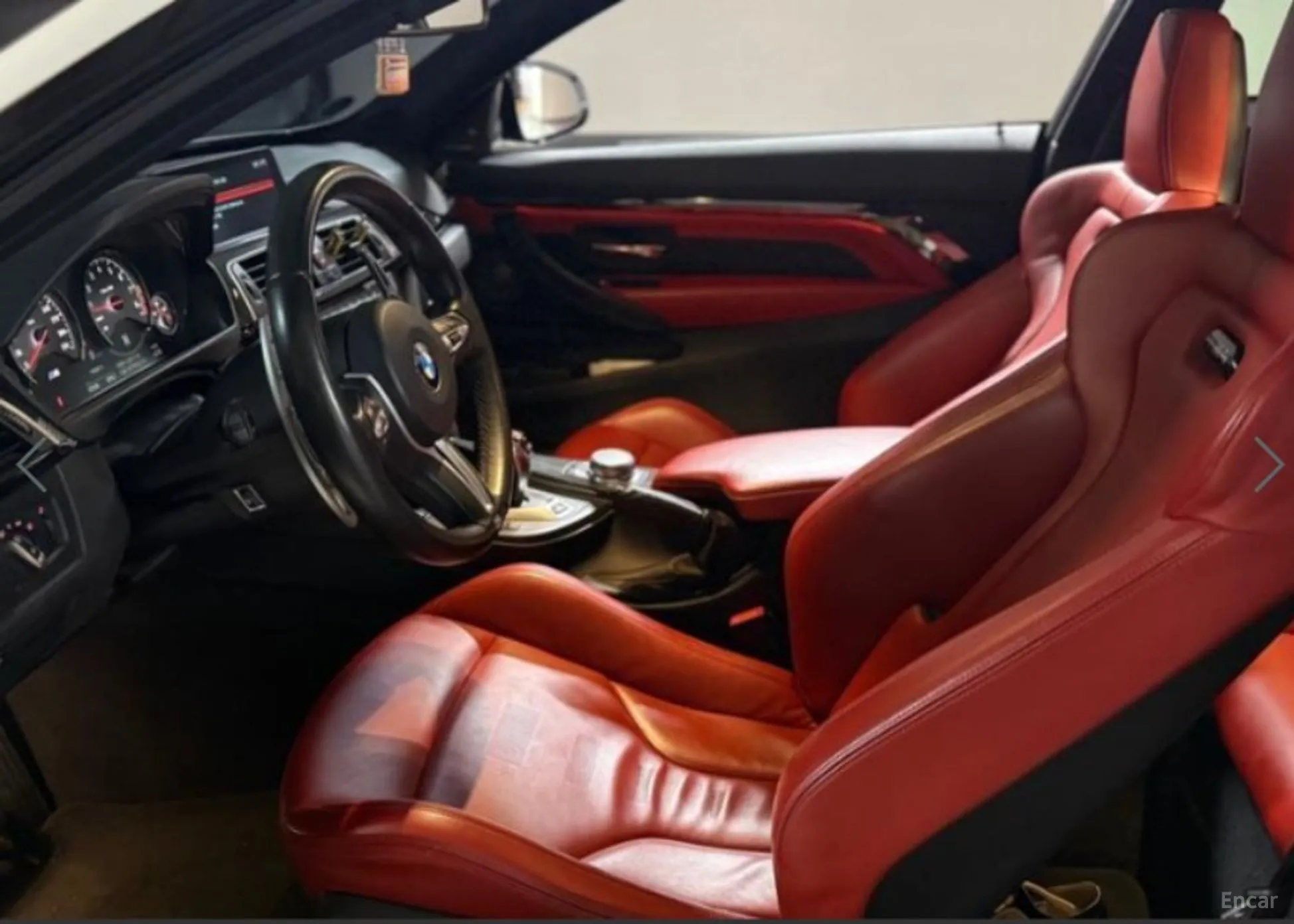 BMW M4 (F82) превью 3