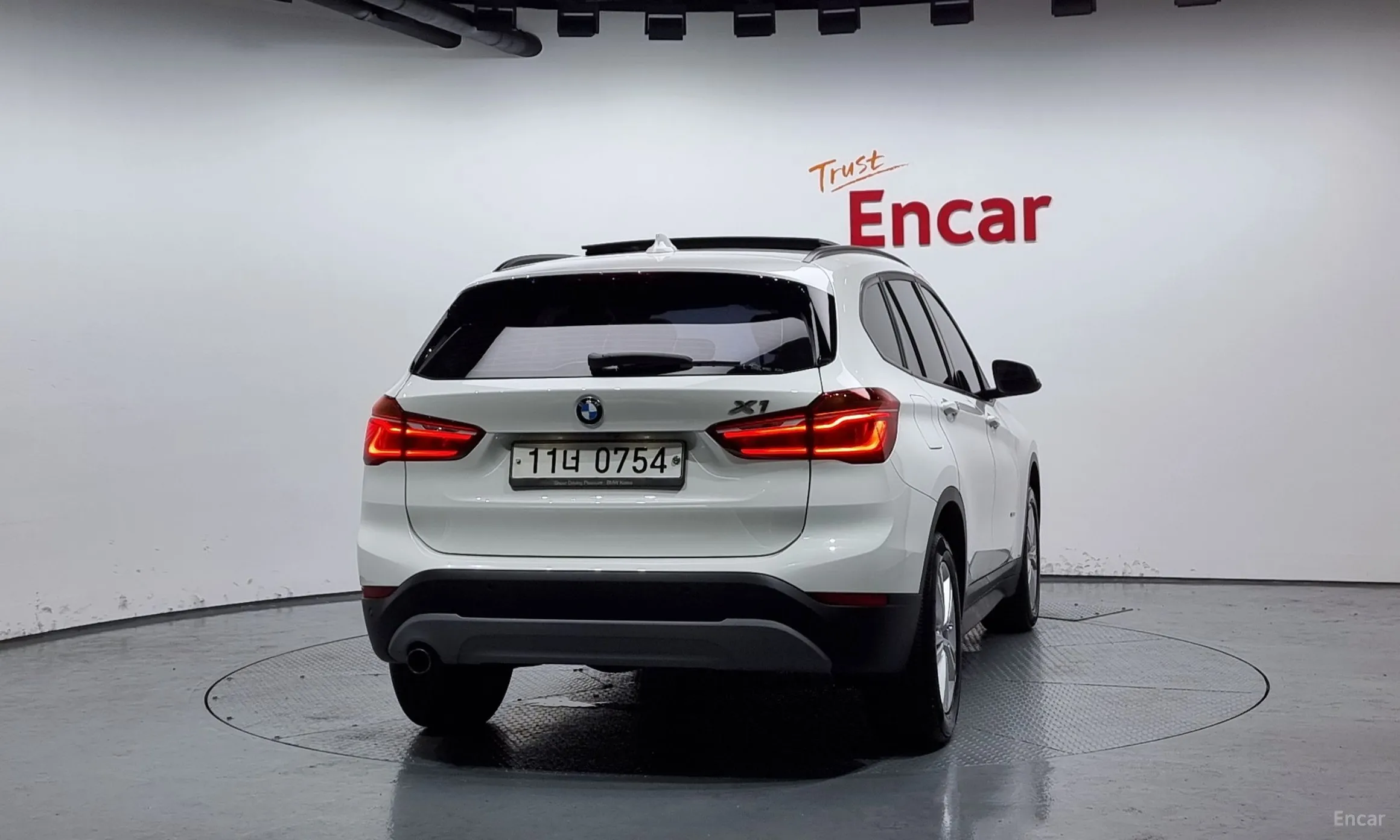 BMW X1 (F48) превью 3