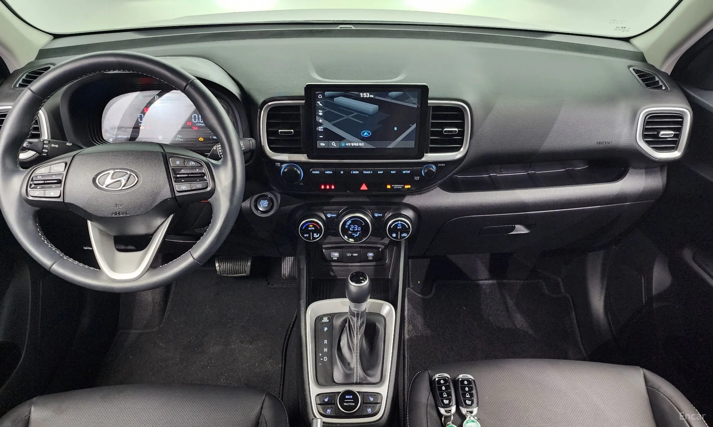 Hyundai Venue превью 4