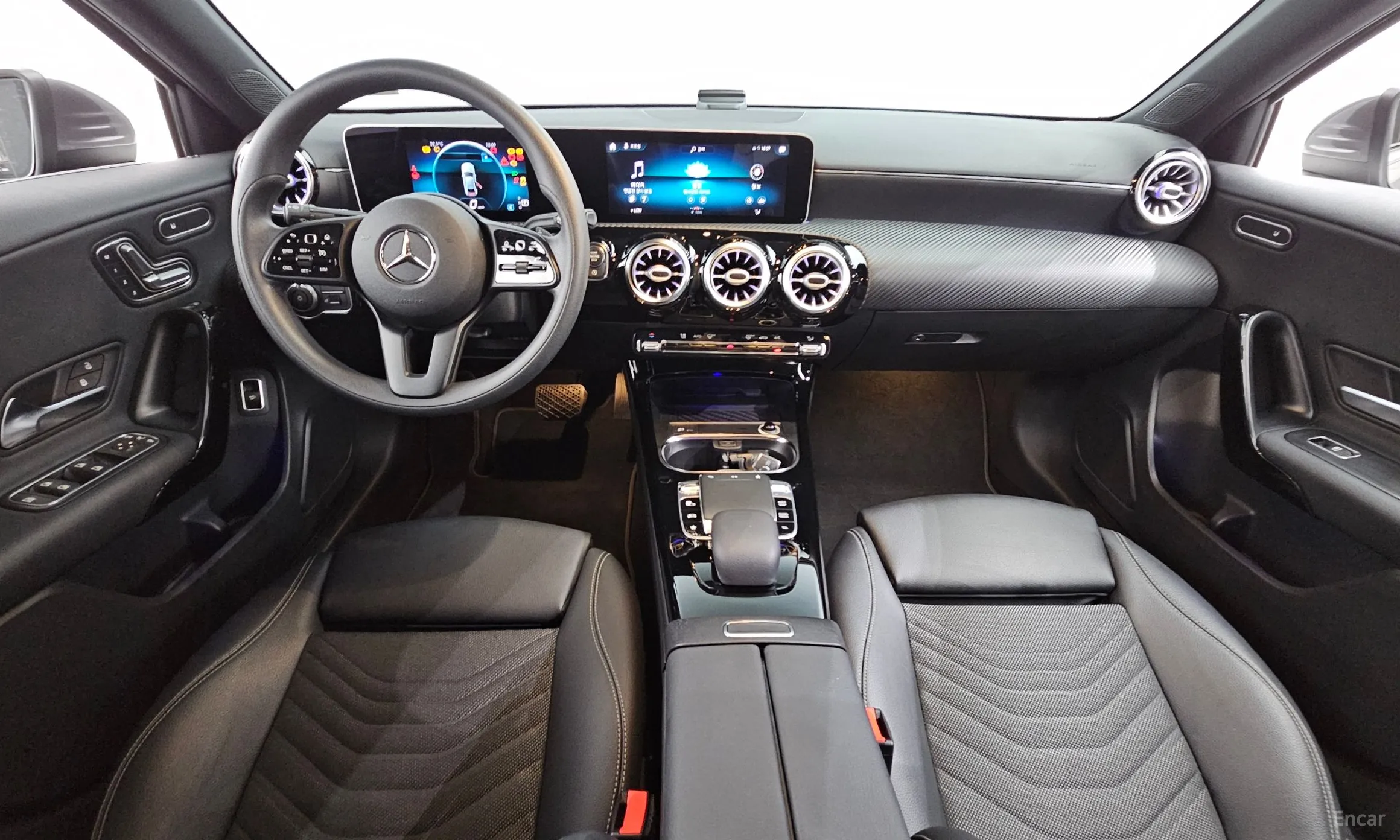 Mercedes Benz A-Class W177 превью 4