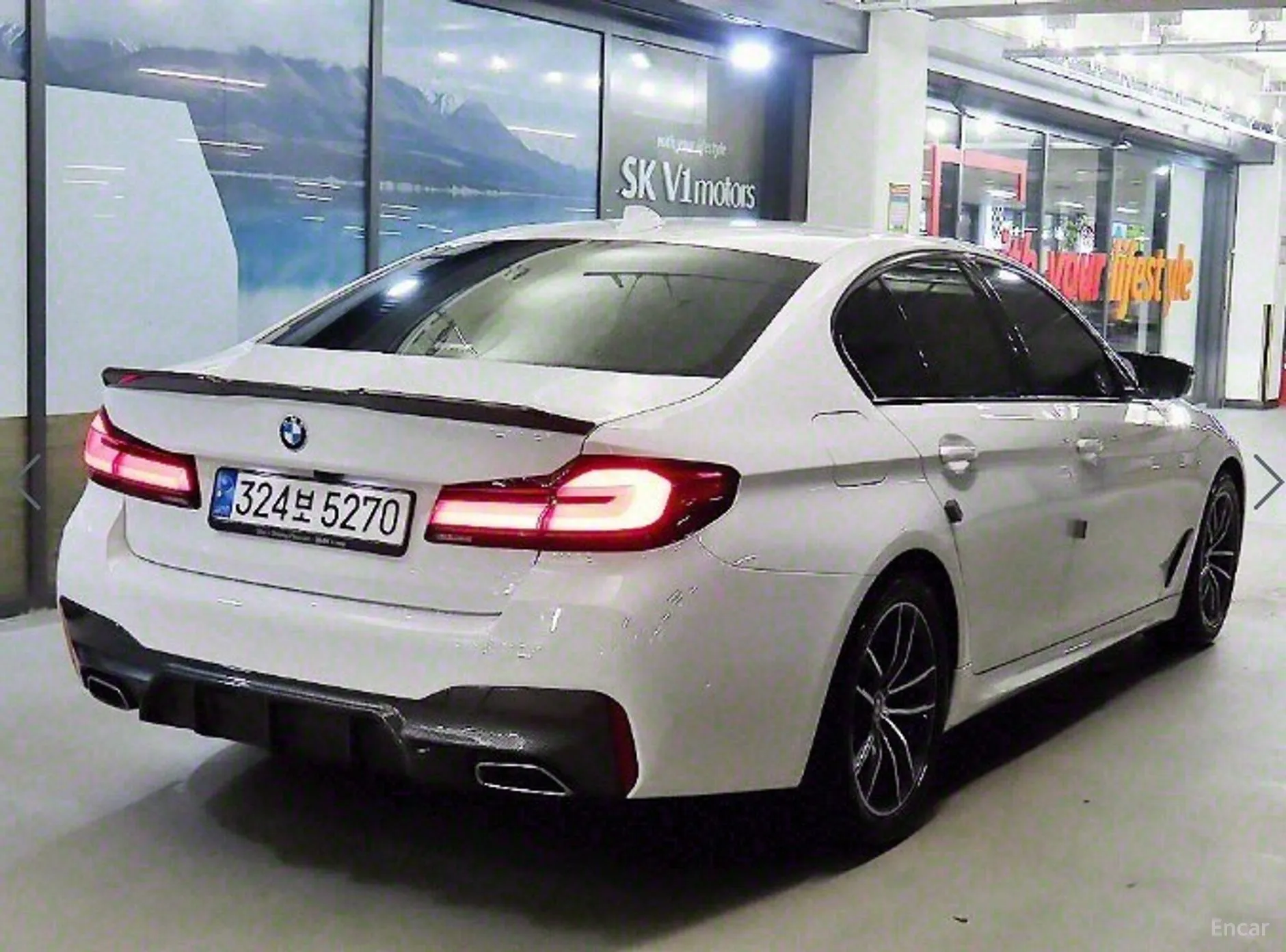 BMW 5 Series (G30) превью 2