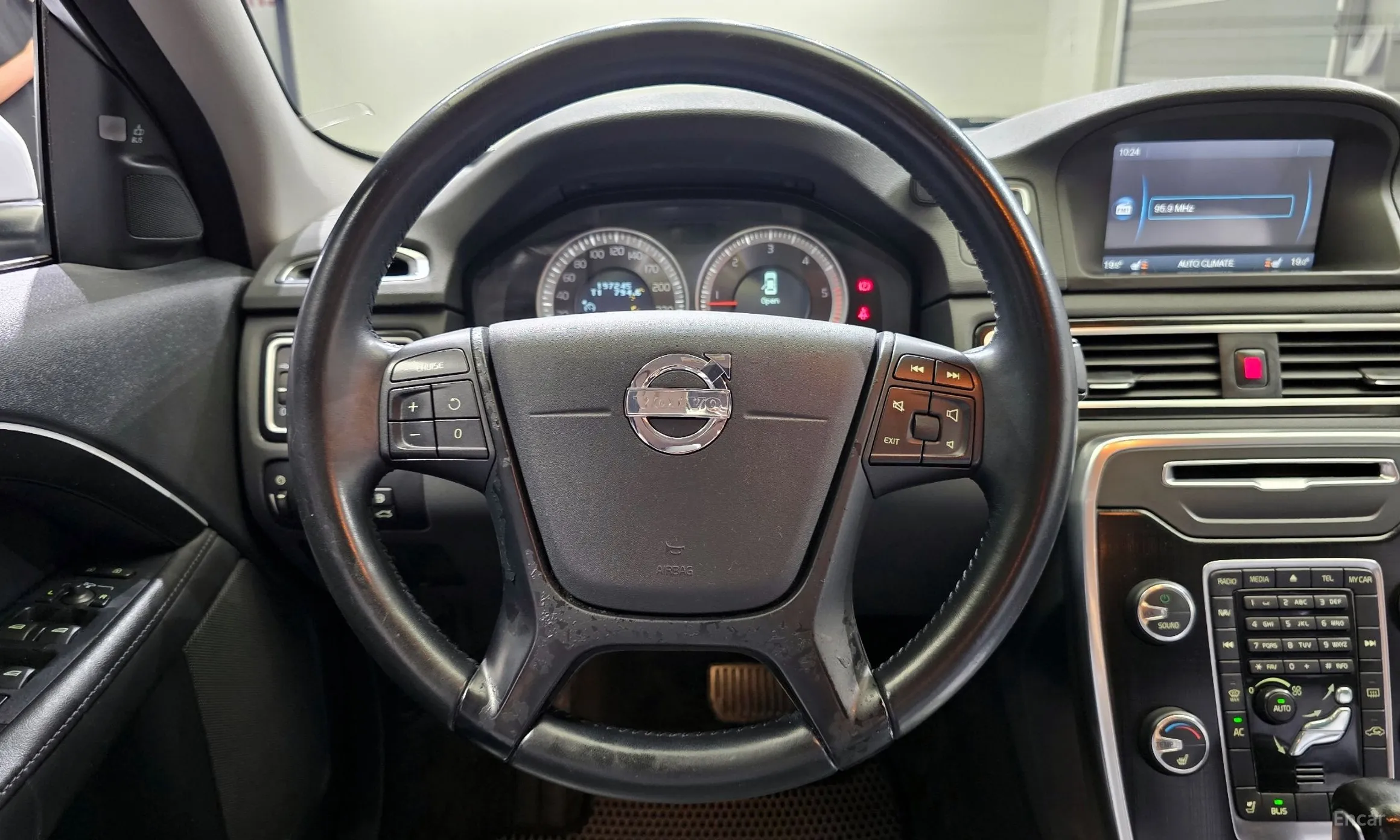 Volvo S80 превью 13
