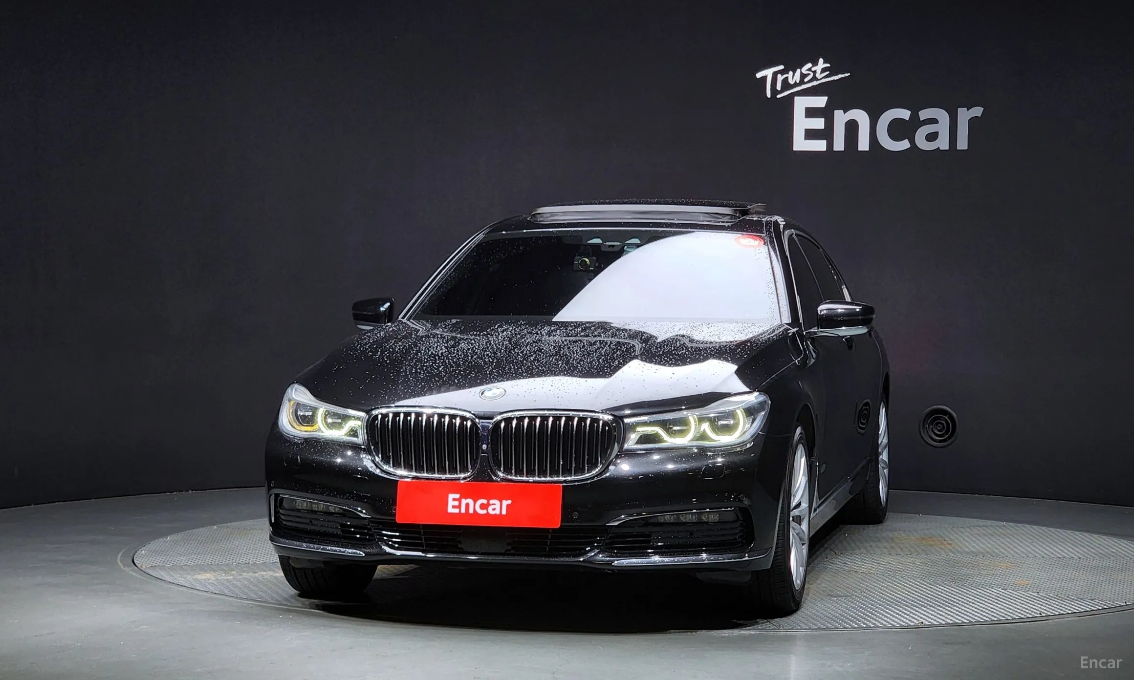 BMW 7 Series (G11) превью 2