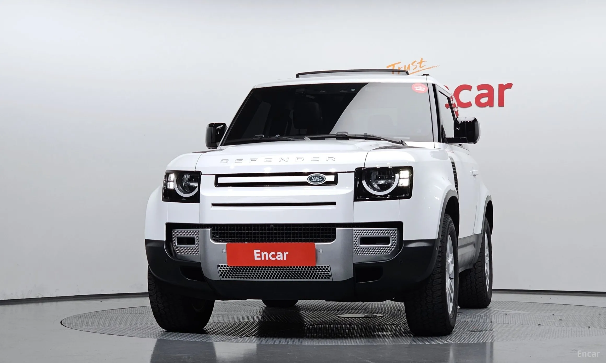 Land Rover Defender (L663)