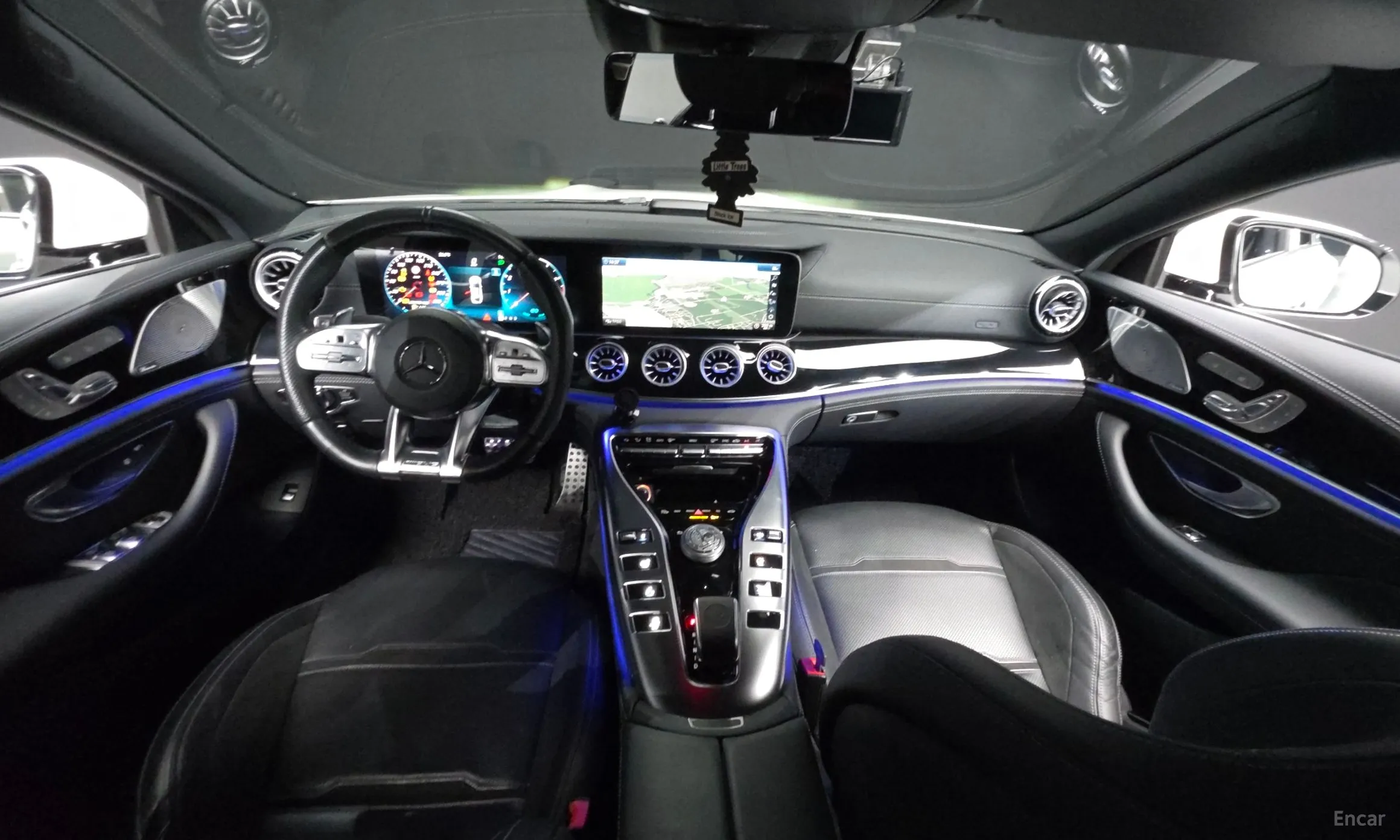 Mercedes Benz AMG GT превью 4