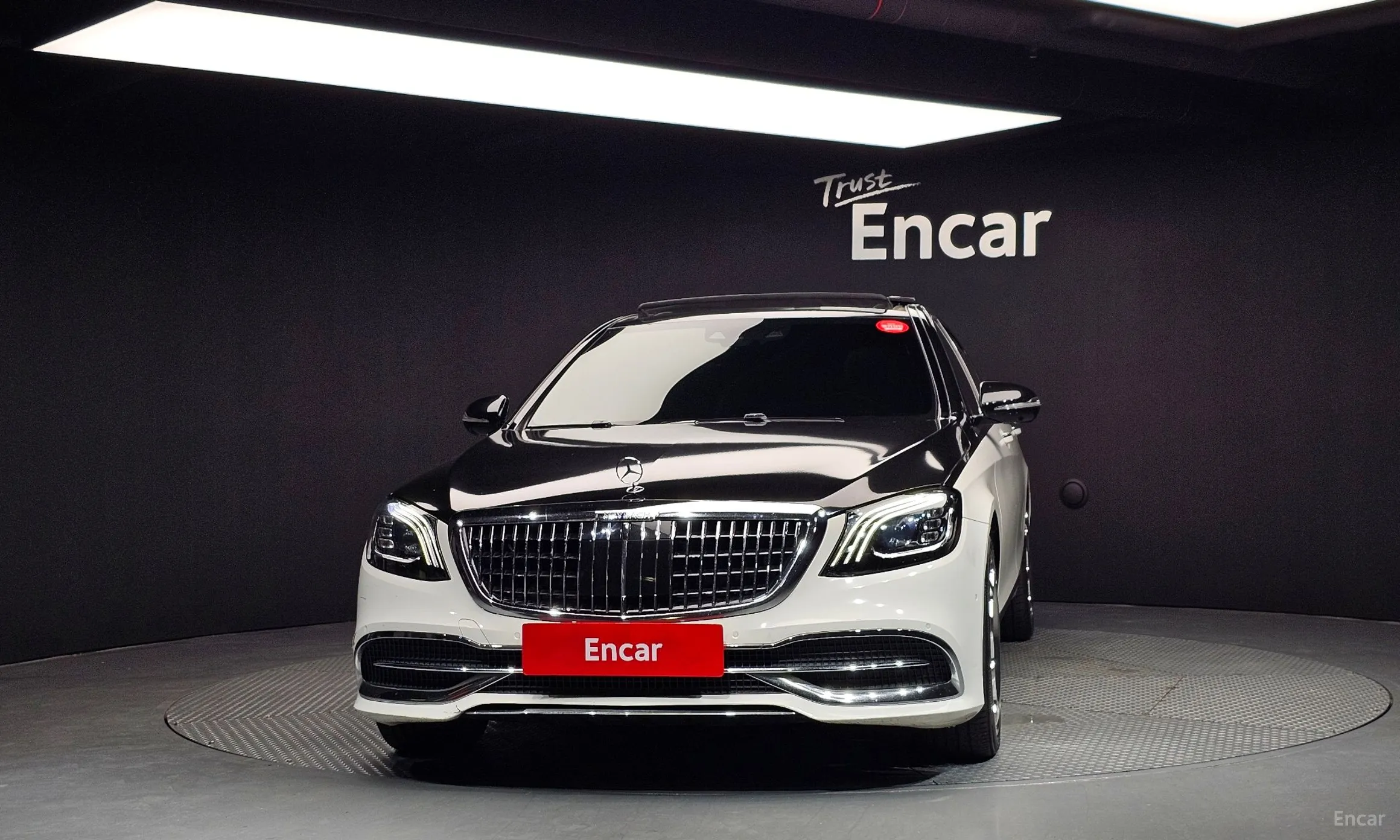 Mercedes Benz S-Class W222