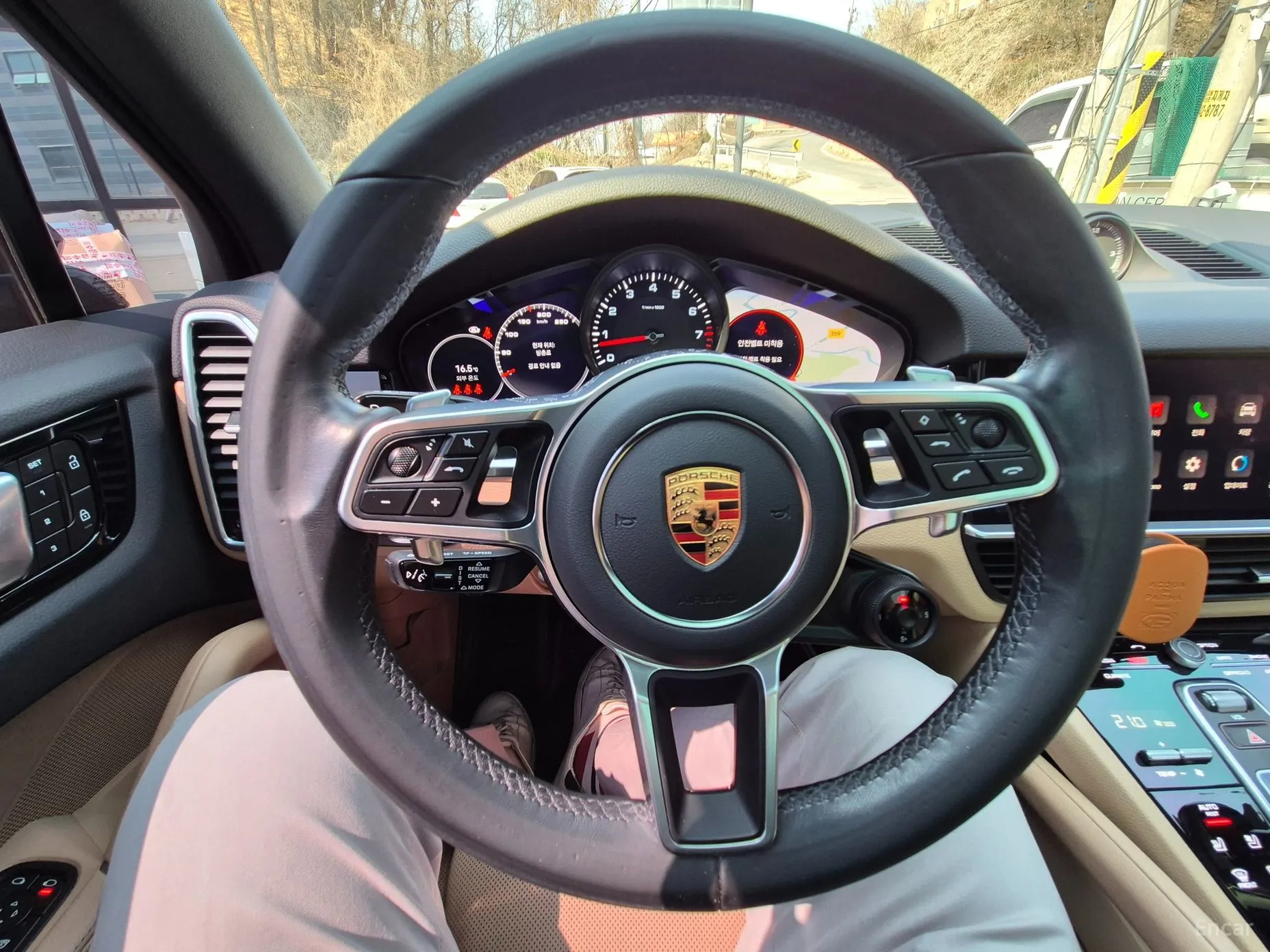 Porsche Cayenne (PO536) превью 13