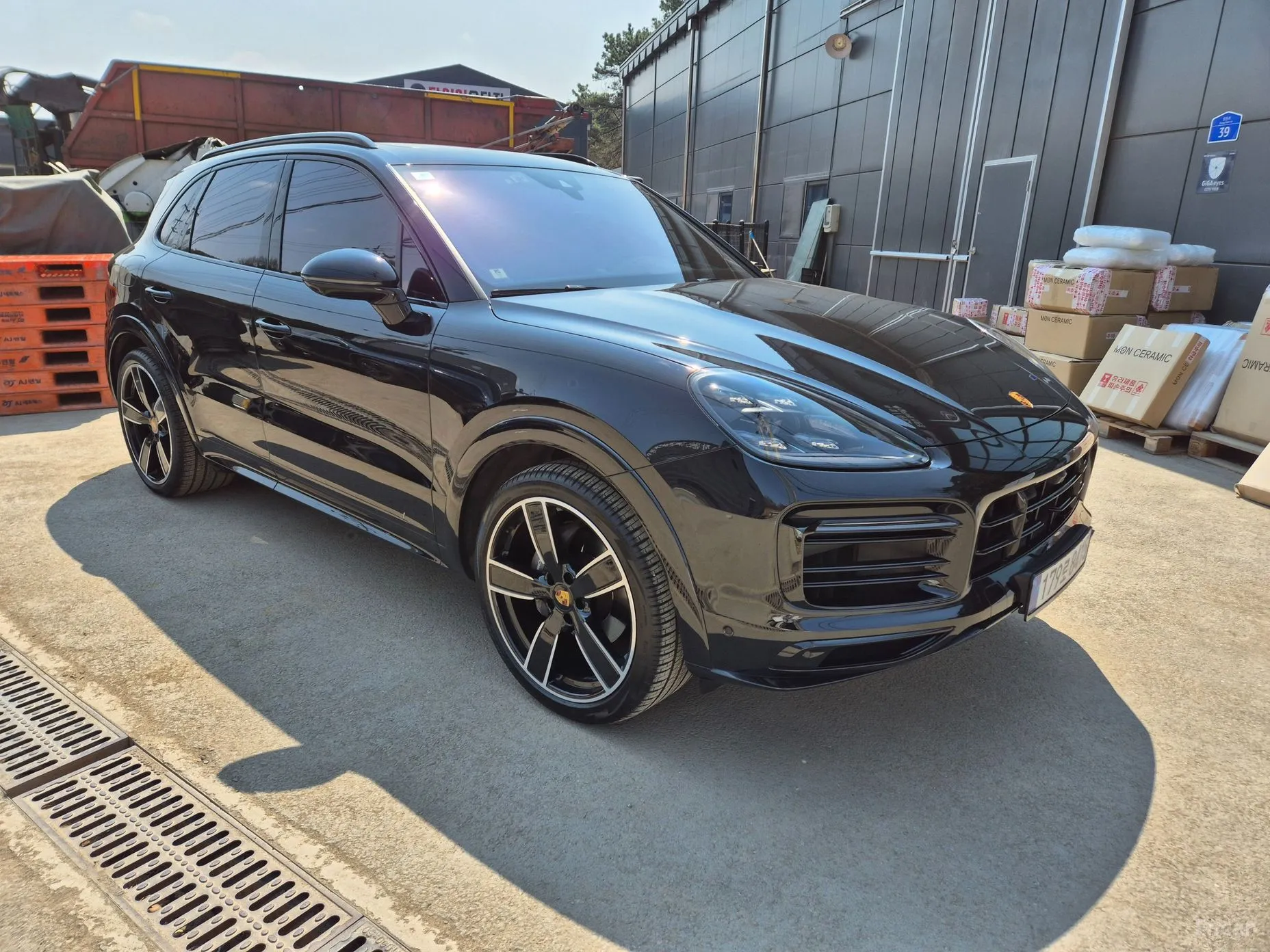 Porsche Cayenne (PO536) превью 3