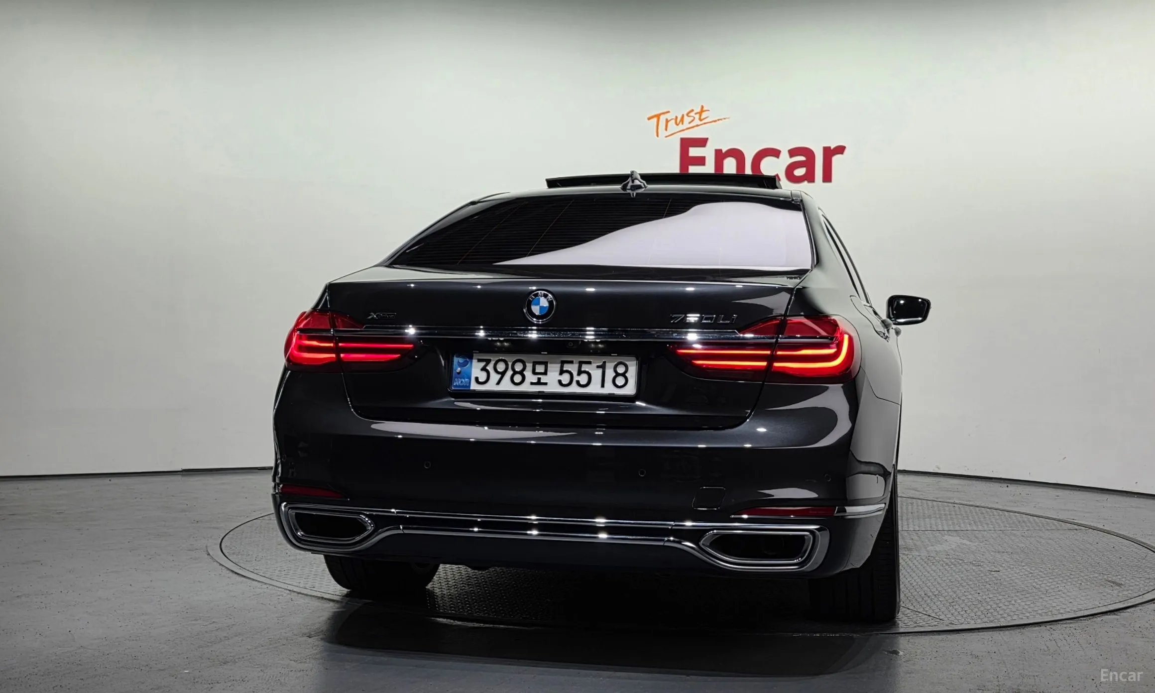 BMW 7 Series (G11) превью 3