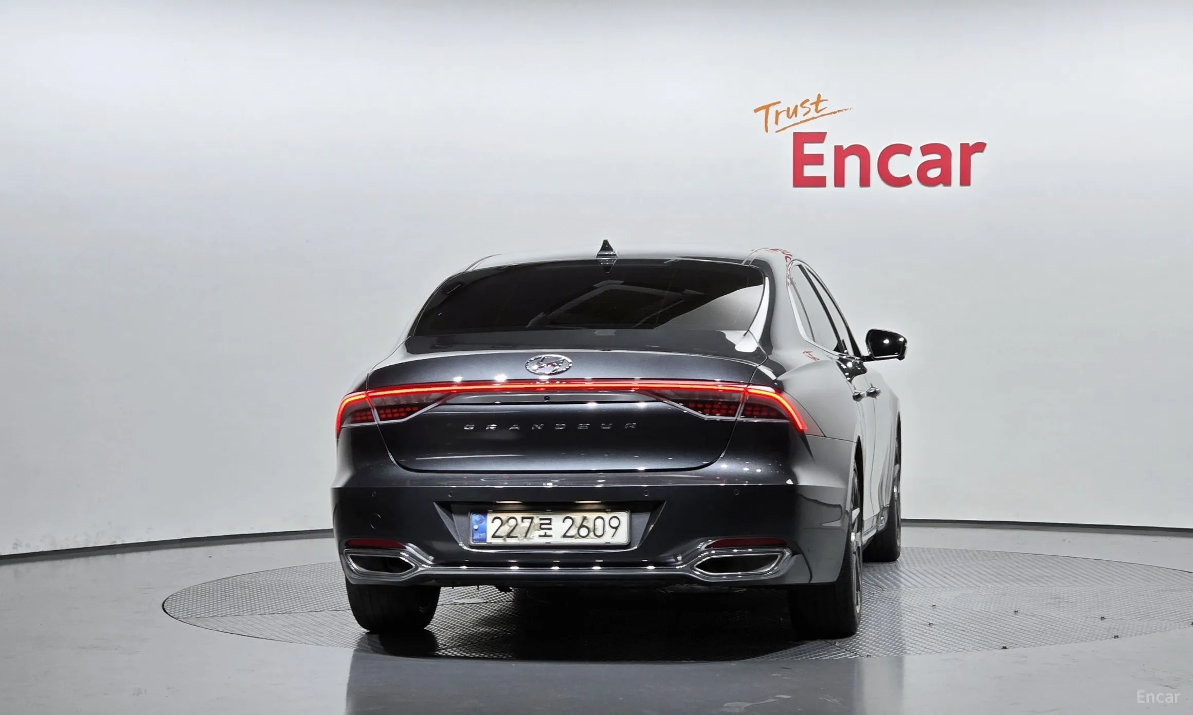 Hyundai Grandeur IG превью 3
