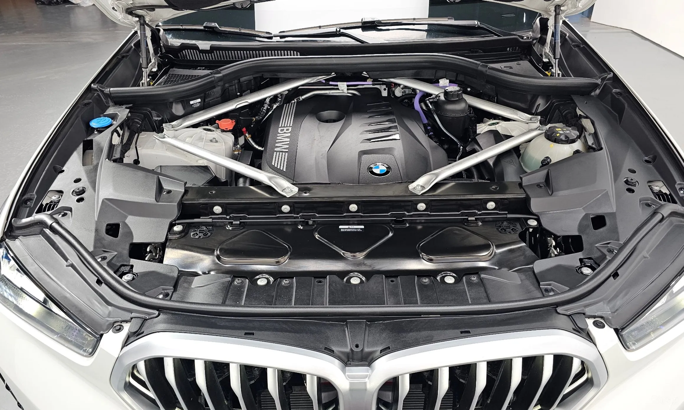 BMW X6 (G06) превью 4